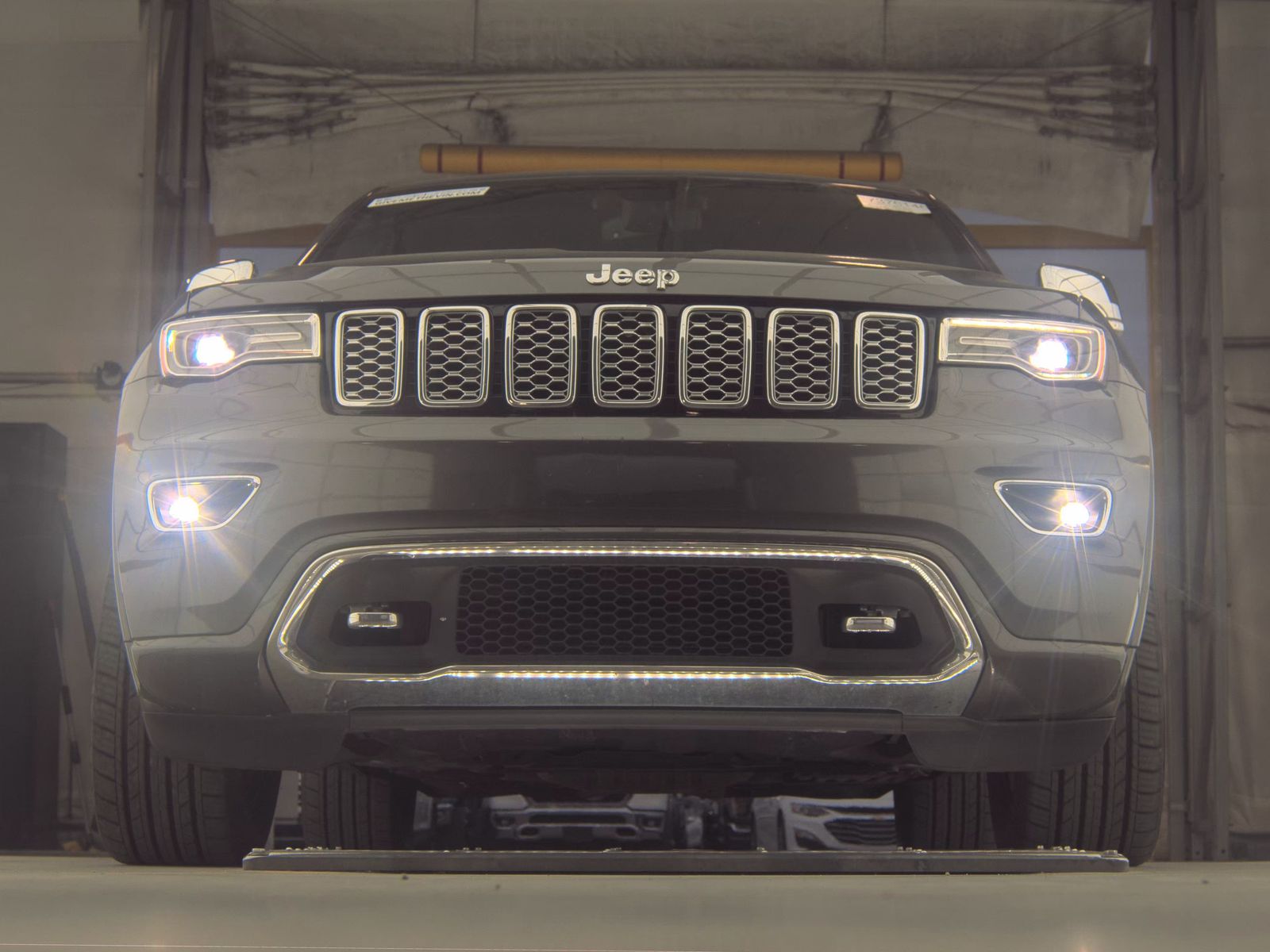 JEEP GRAND CHEROKEE - 4