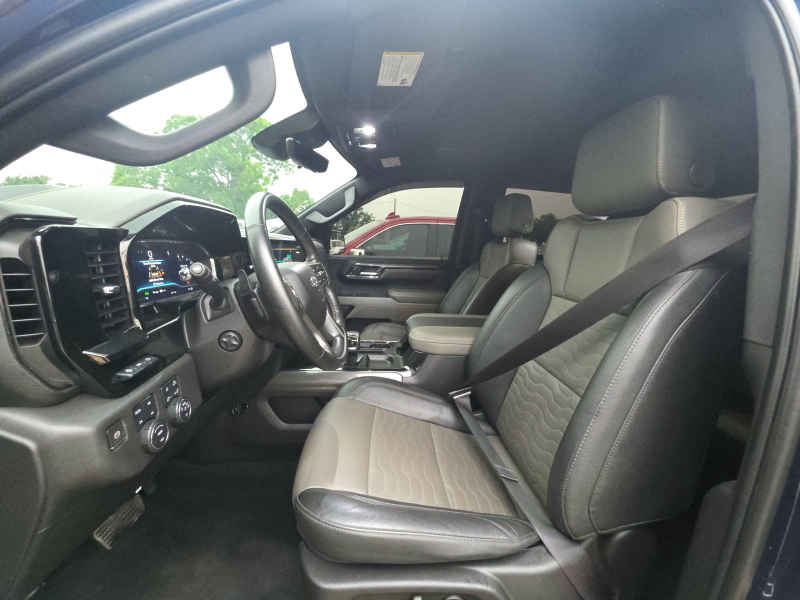 CHEVROLET SILVERADO - 8