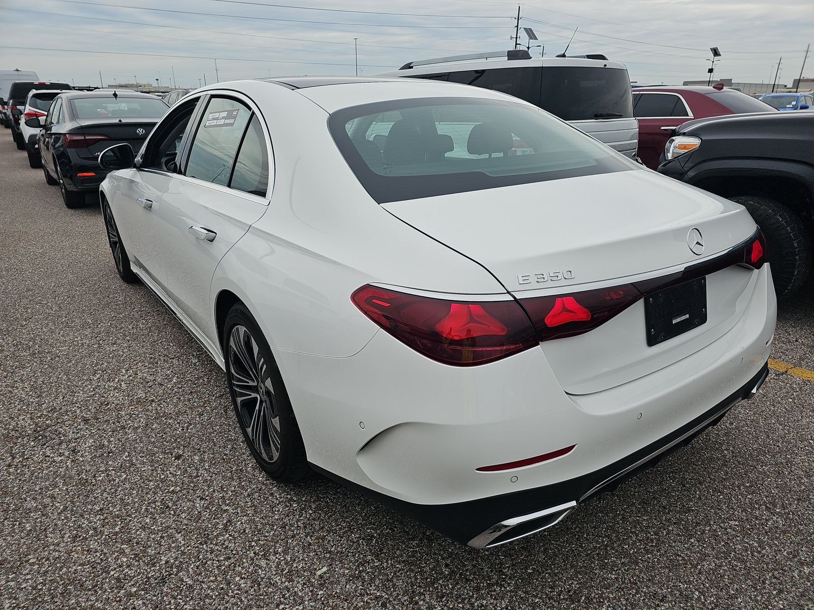 MERCEDES-BENZ E-CLASS - 7