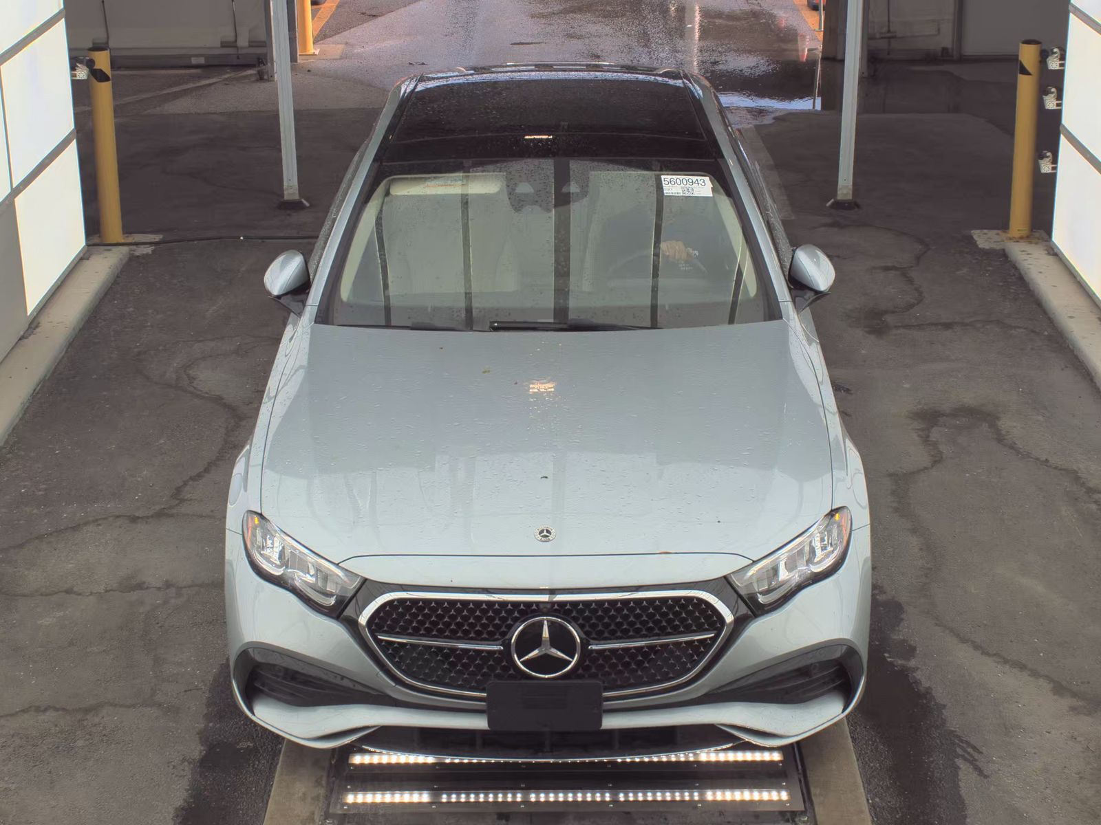 MERCEDES-BENZ E-CLASS - 3