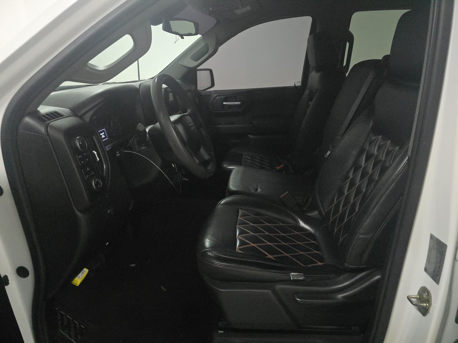 CHEVROLET SILVERADO - 8