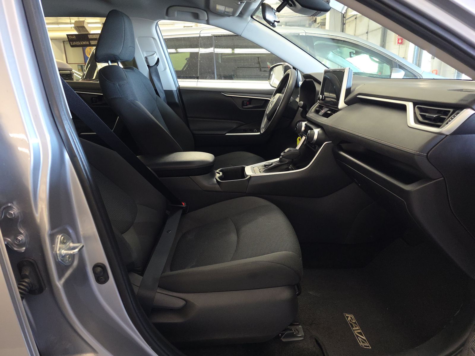 TOYOTA PRIUS - 7