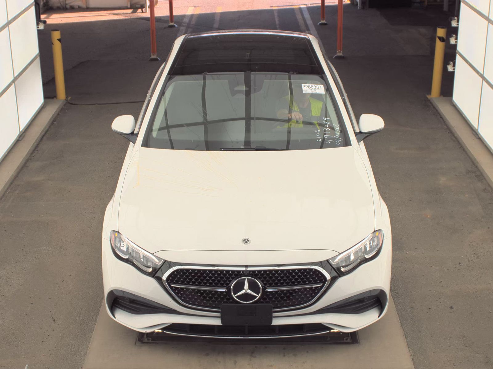 MERCEDES-BENZ E-CLASS - 3