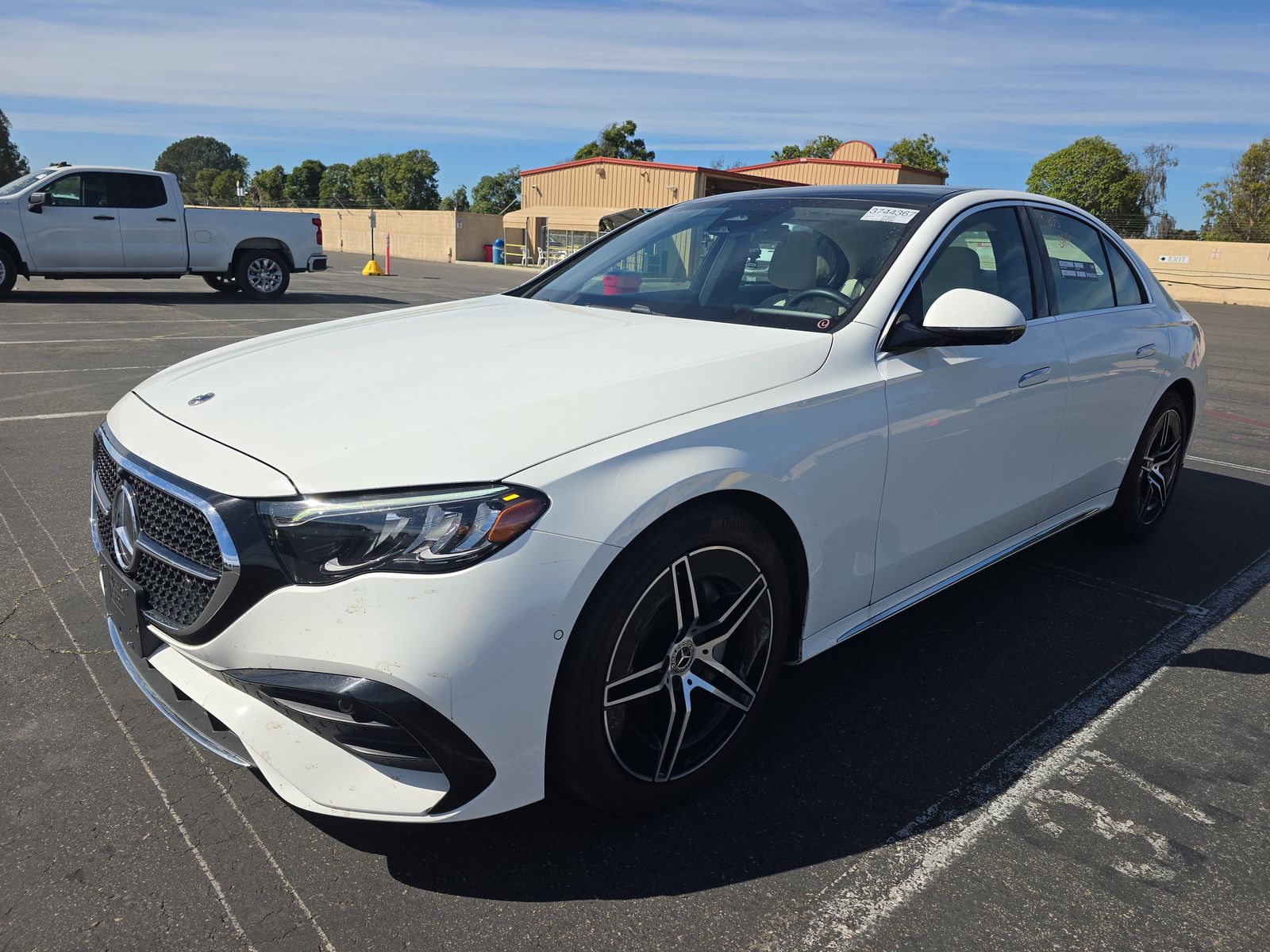 MERCEDES-BENZ E-CLASS - 1