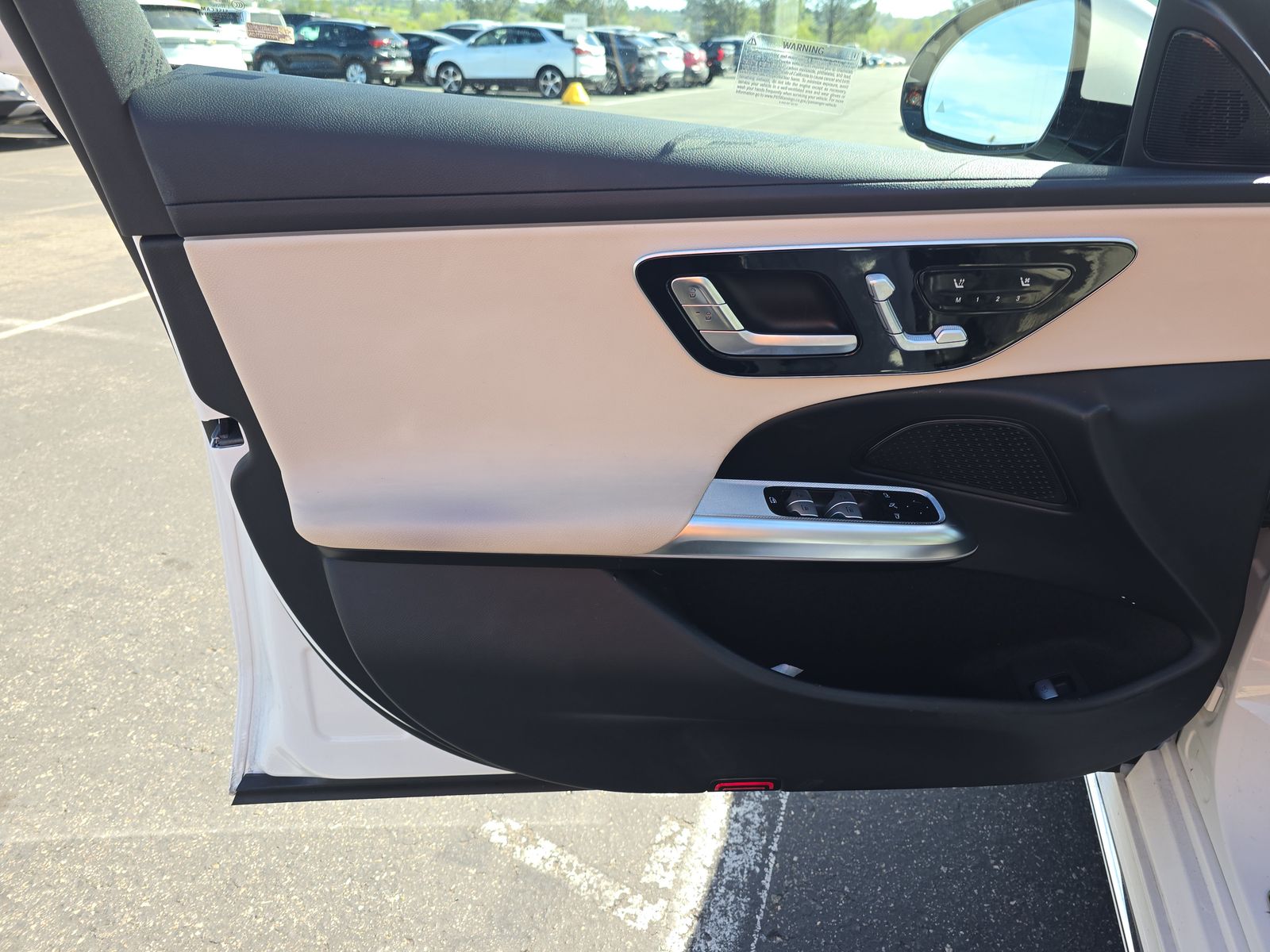 MERCEDES-BENZ E-CLASS - 10