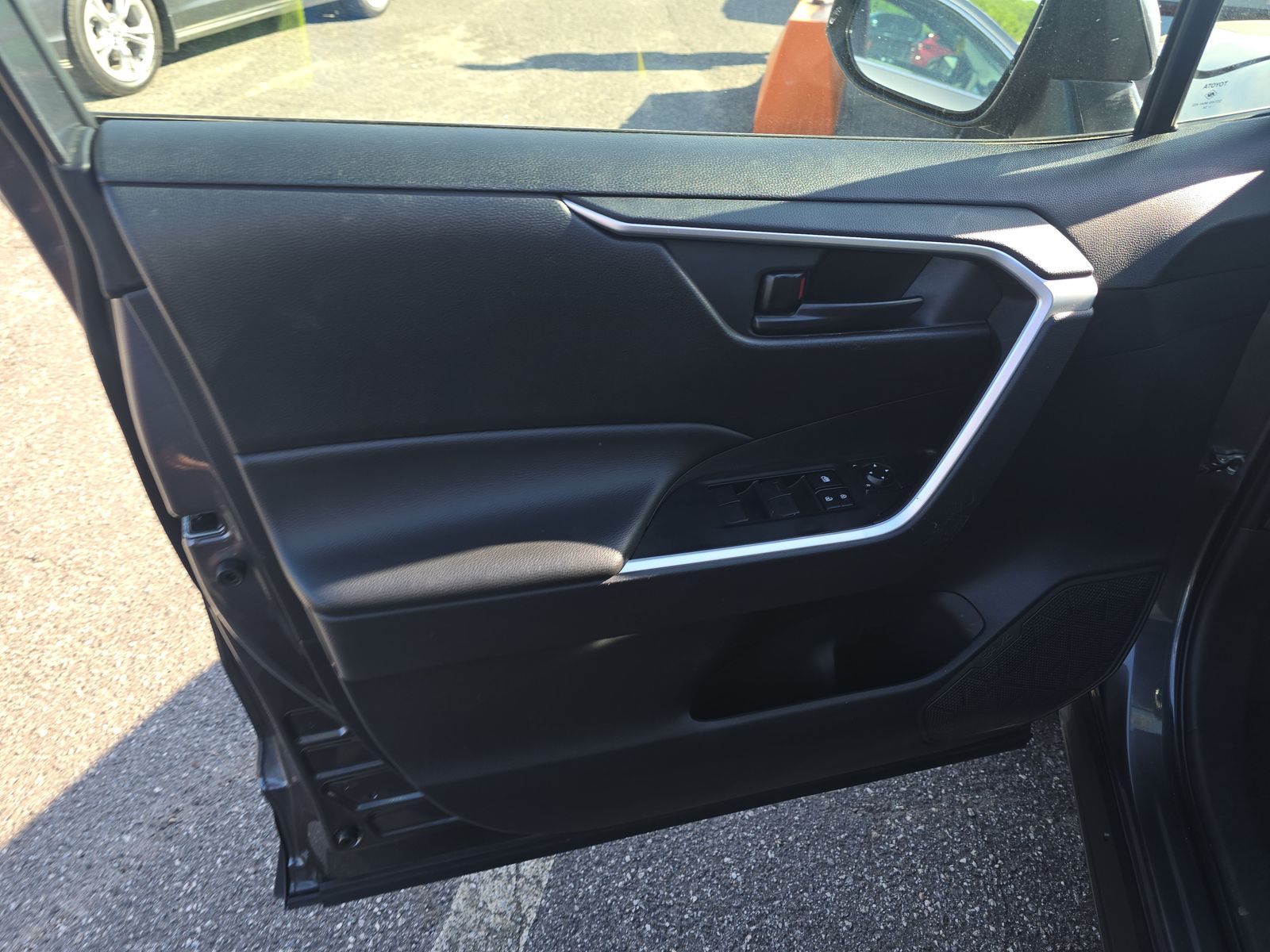 TOYOTA PRIUS - 10