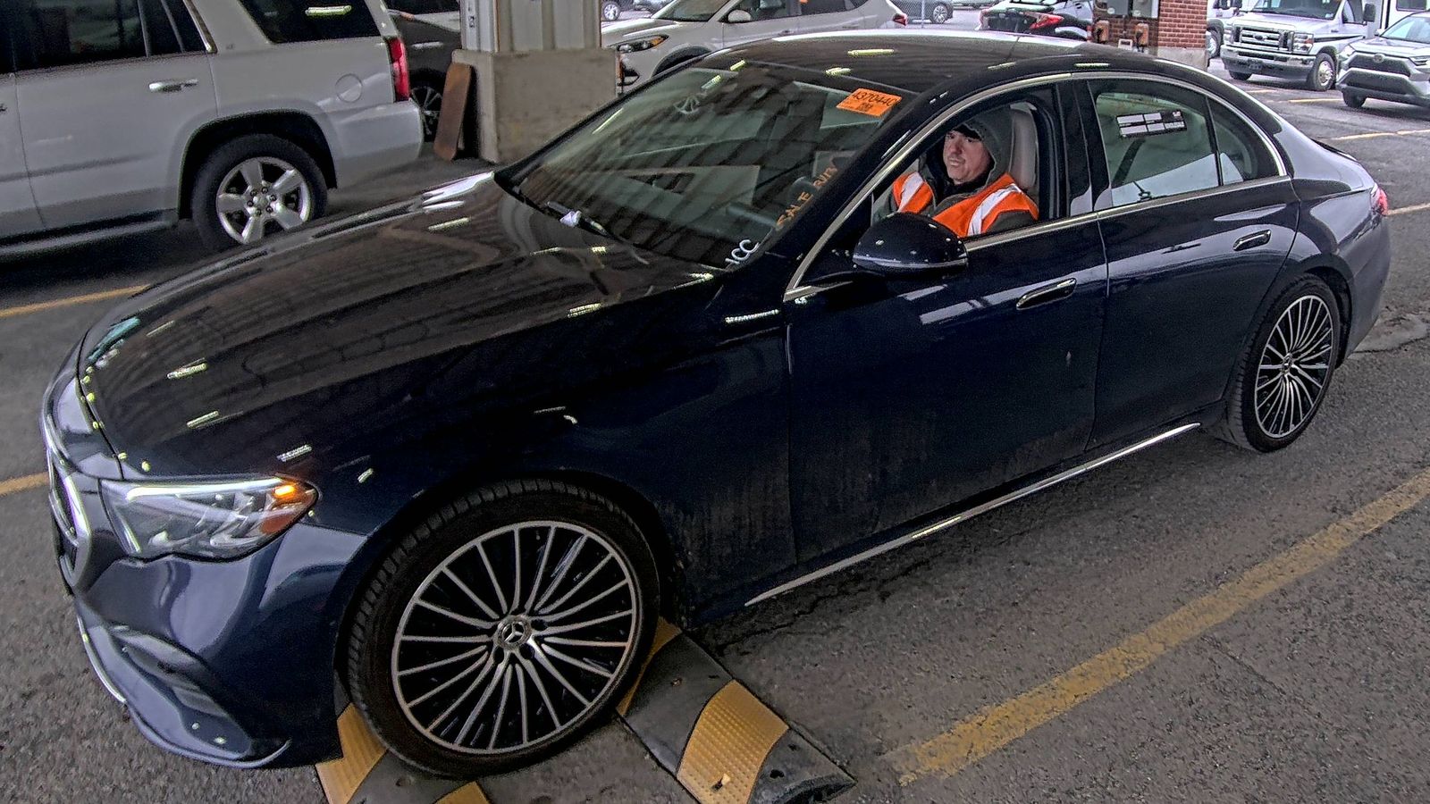 MERCEDES-BENZ E-CLASS - 1