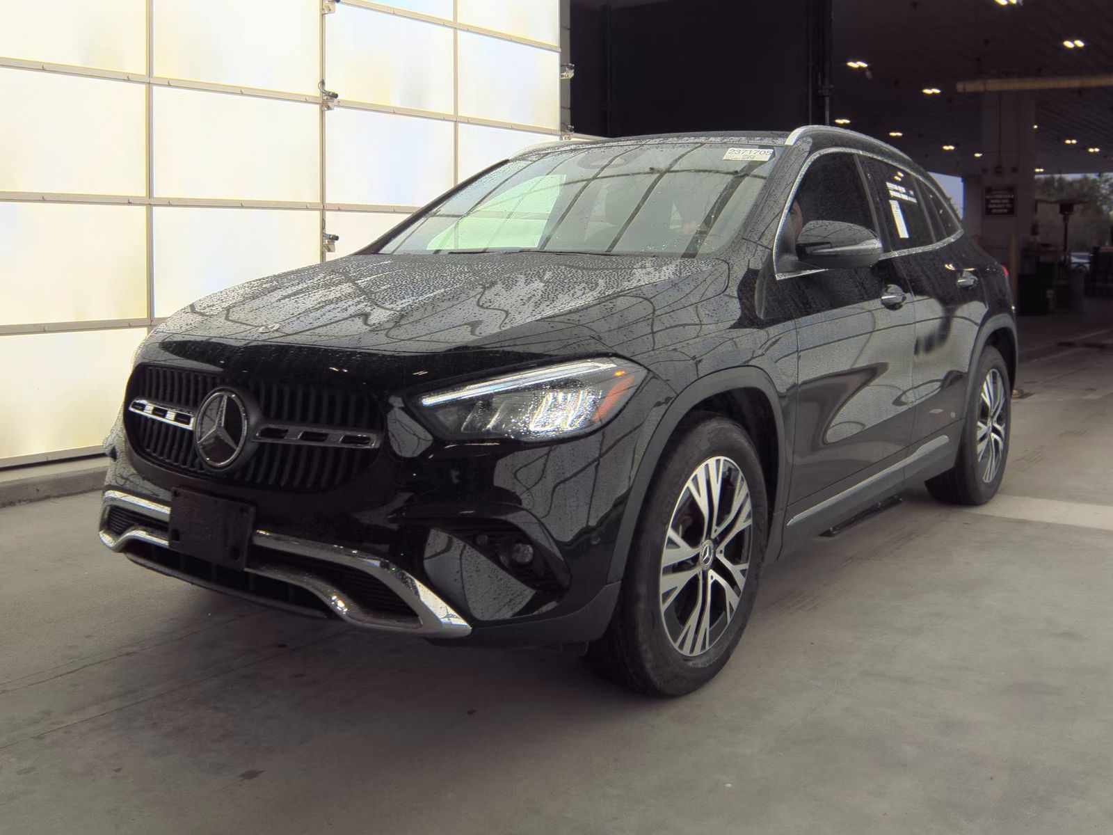 MERCEDES-BENZ GLA-CLASS - 1