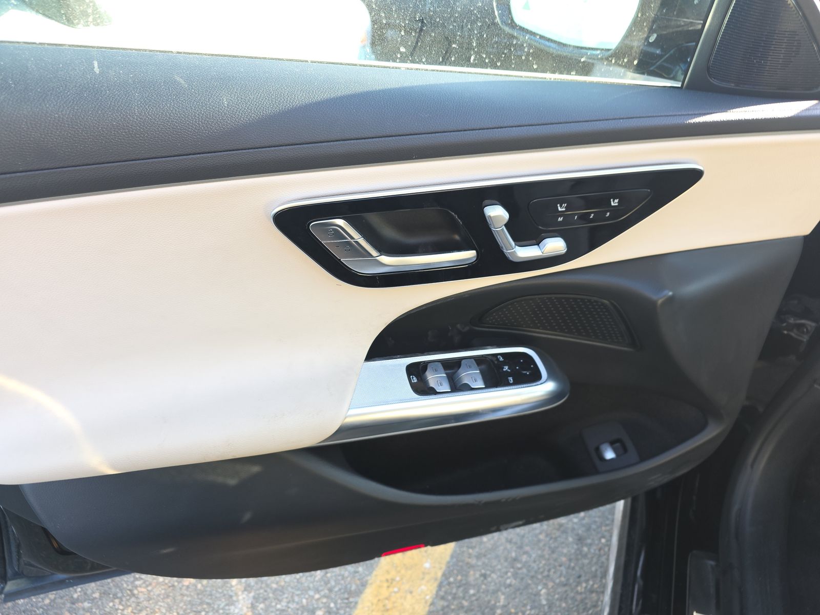 MERCEDES-BENZ E-CLASS - 10