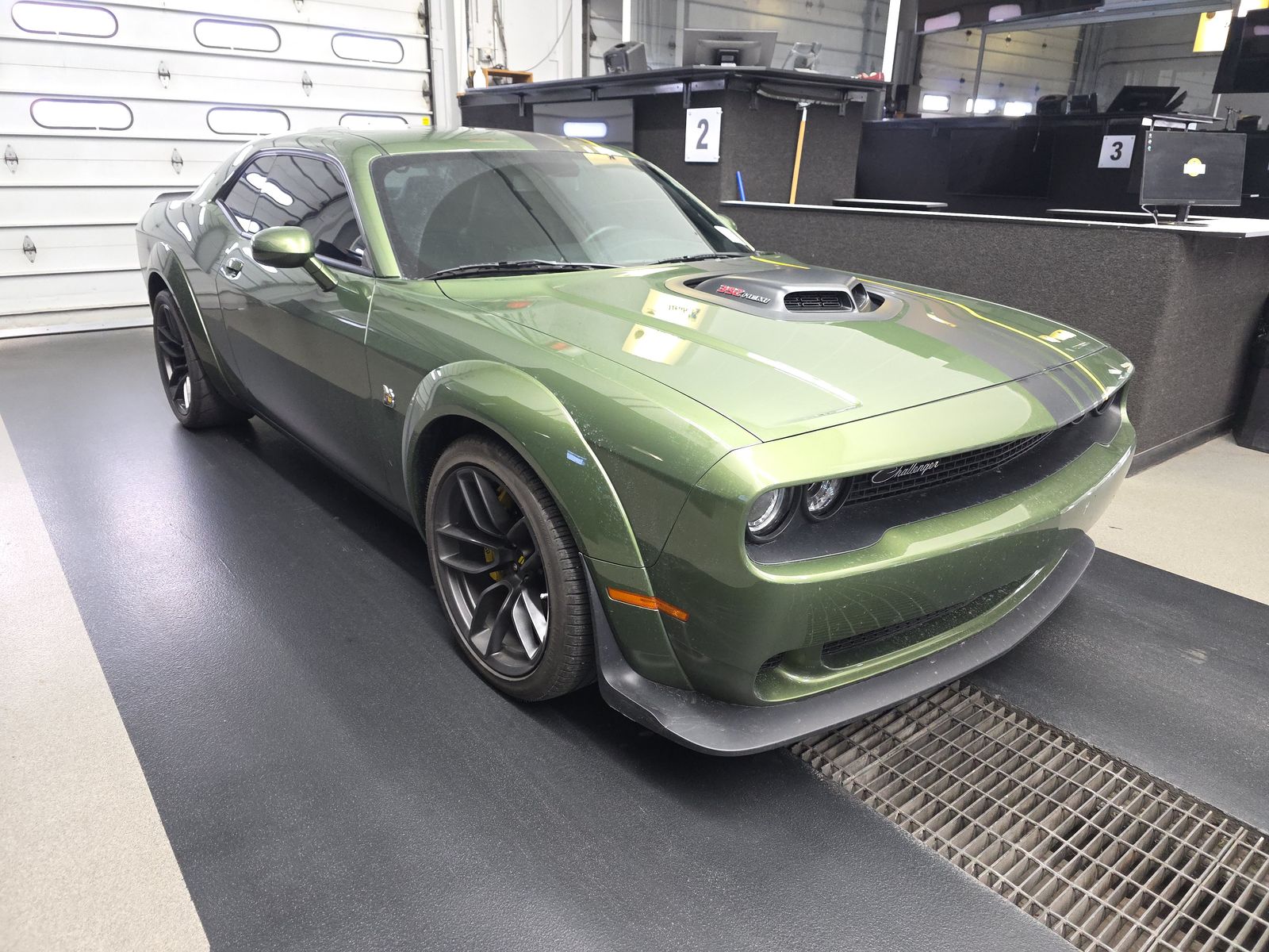 DODGE CHALLENGER - 4