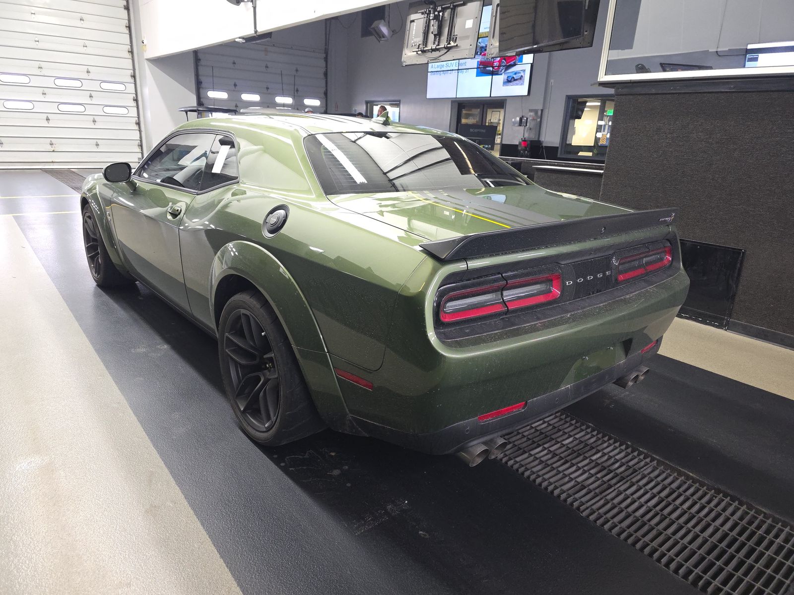 DODGE CHALLENGER - 7