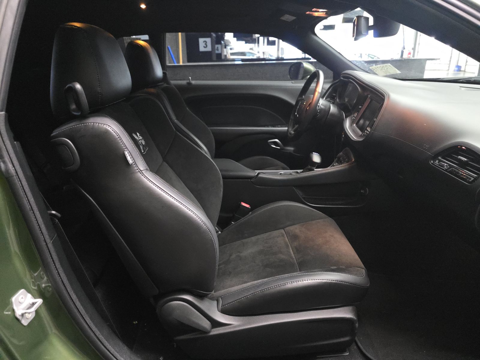 DODGE CHALLENGER - 9