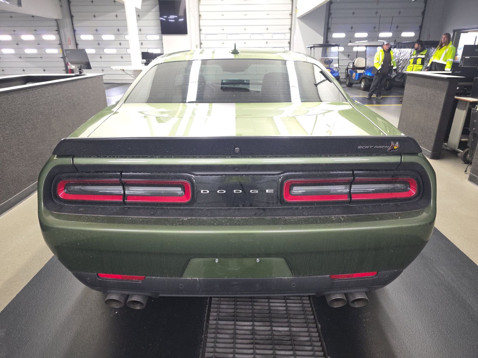 DODGE CHALLENGER - 6