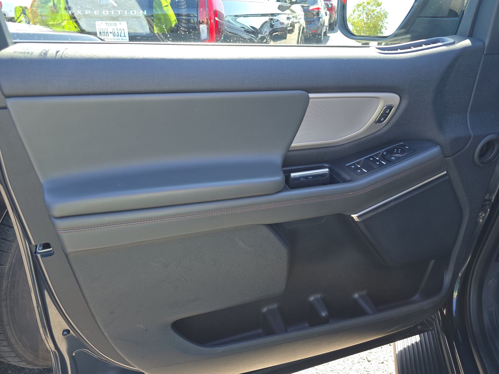 FORD EXPEDITION MAX - 10