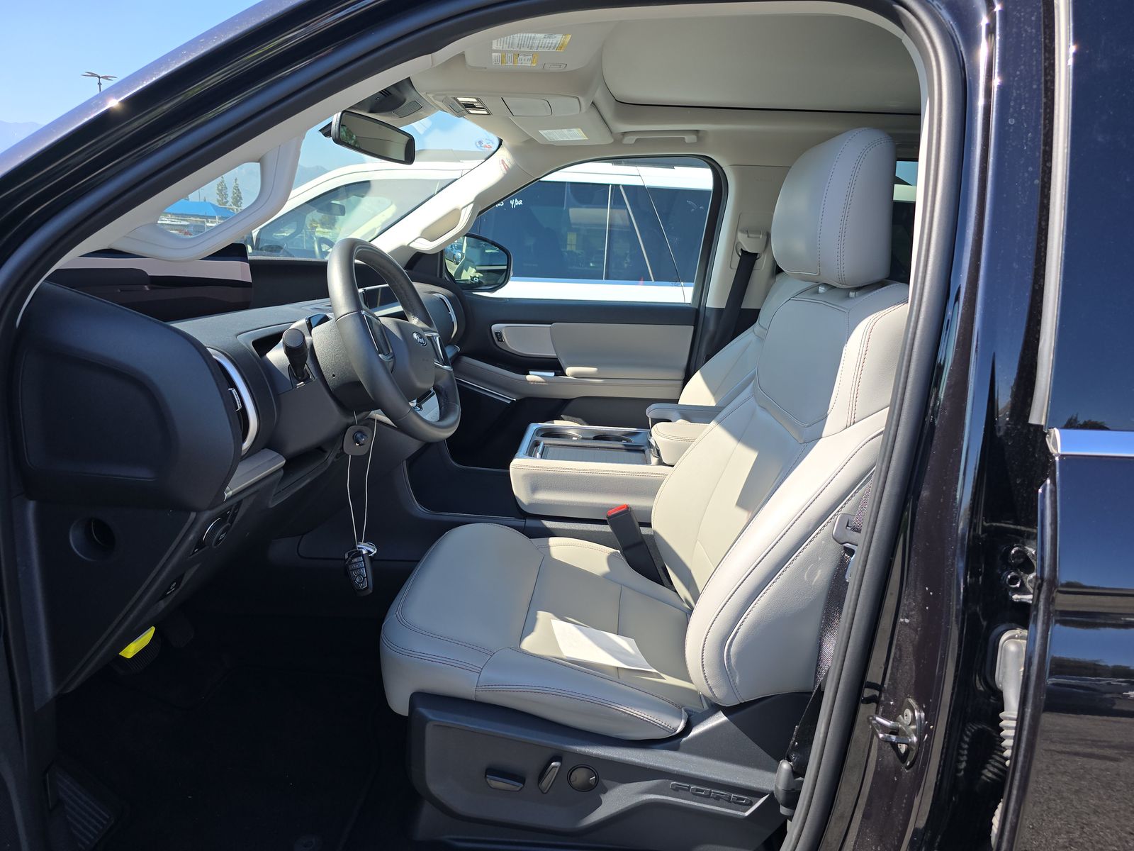 FORD EXPEDITION - 8