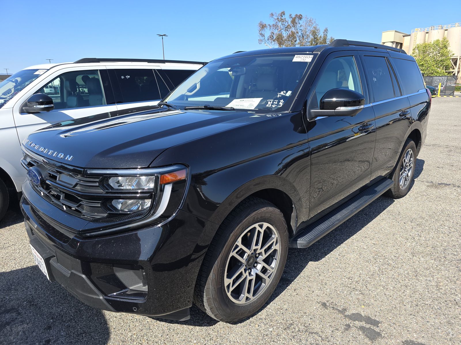 FORD EXPEDITION - 1