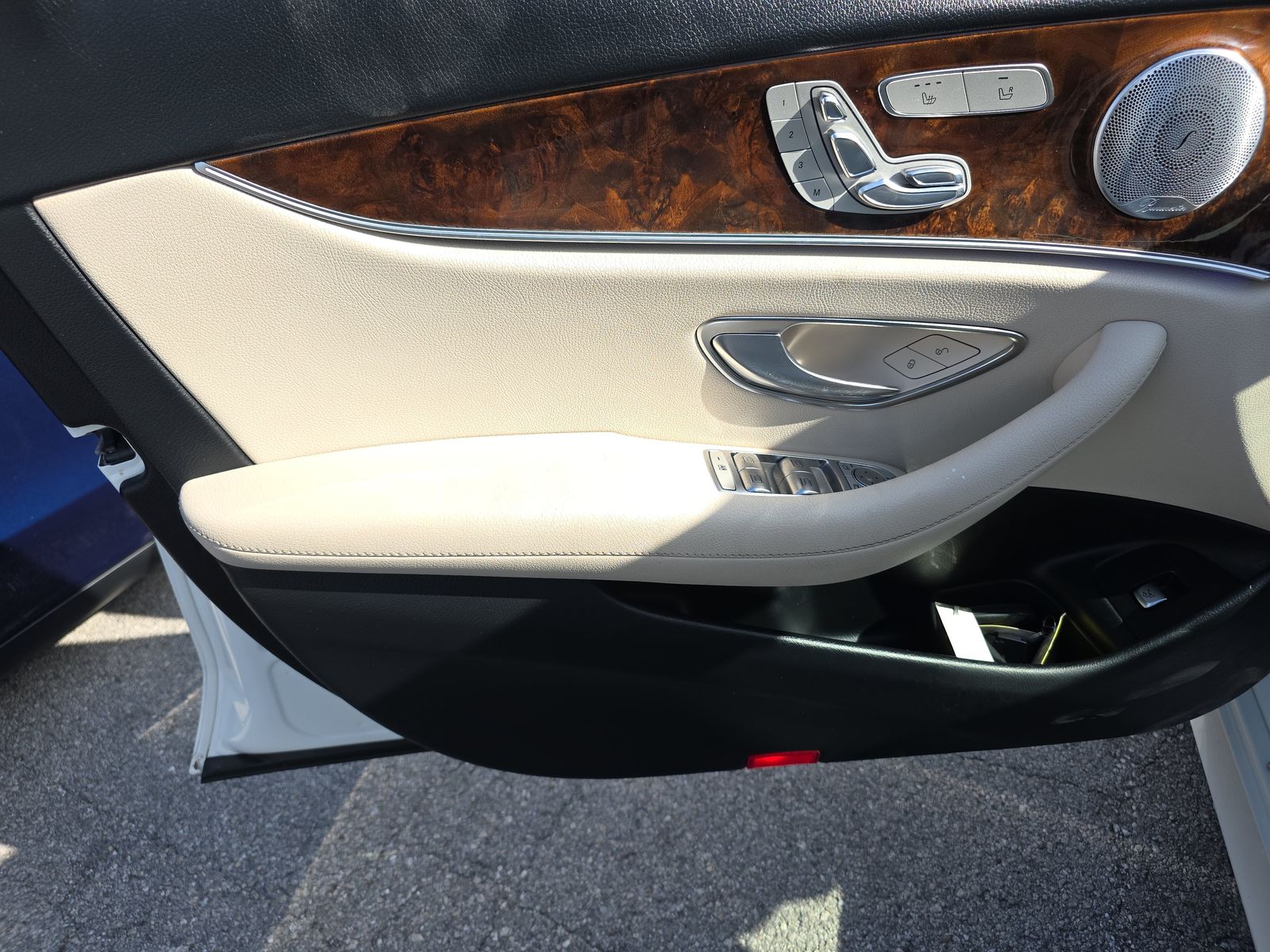 MERCEDES-BENZ E-CLASS - 10