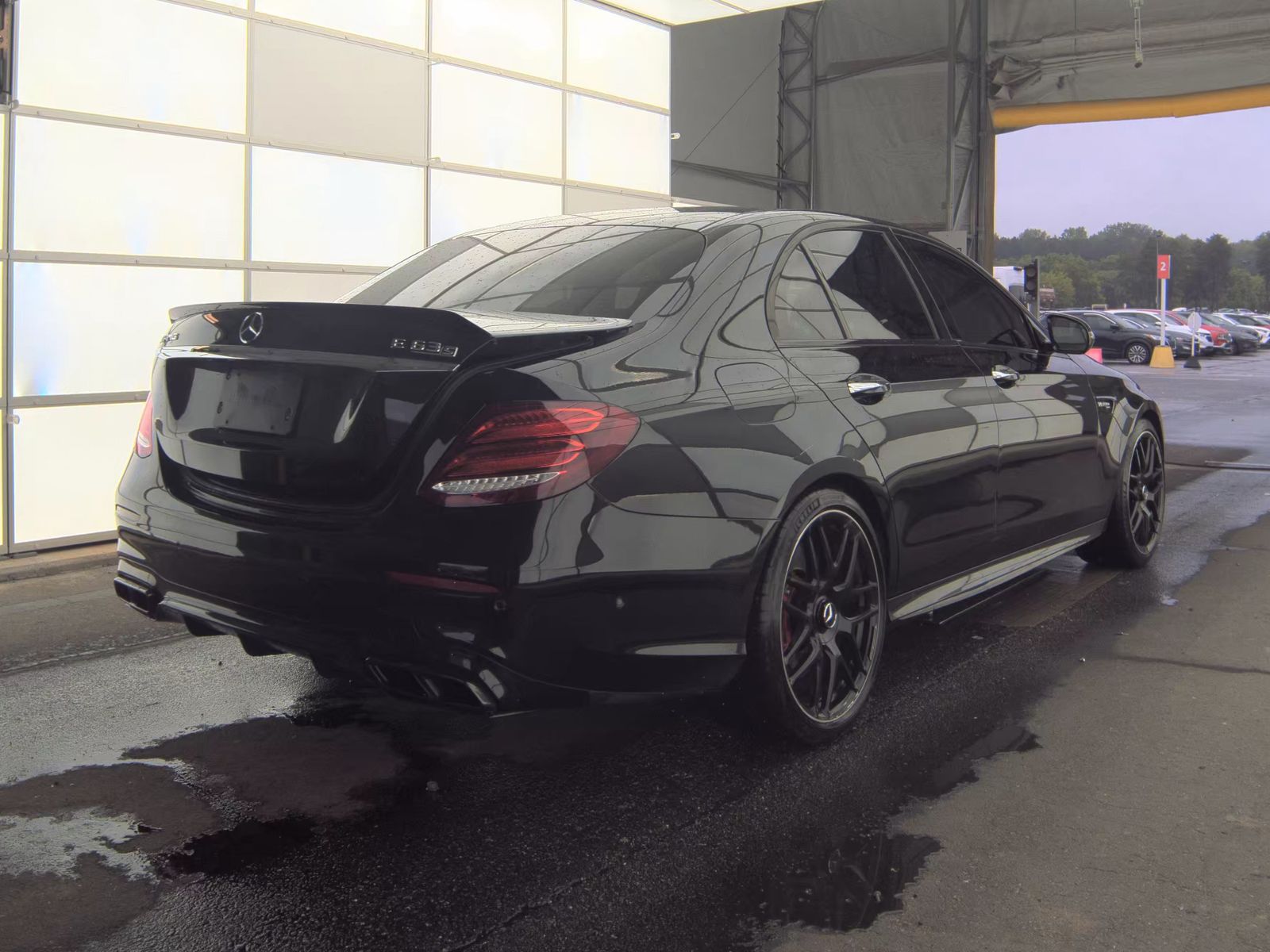 MERCEDES-BENZ E-CLASS AMG - 5