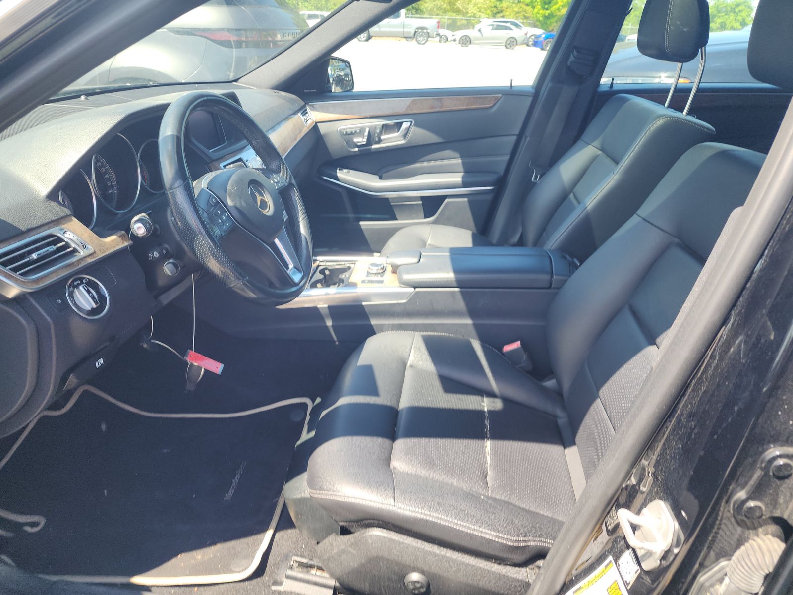 MERCEDES-BENZ E-CLASS - 8