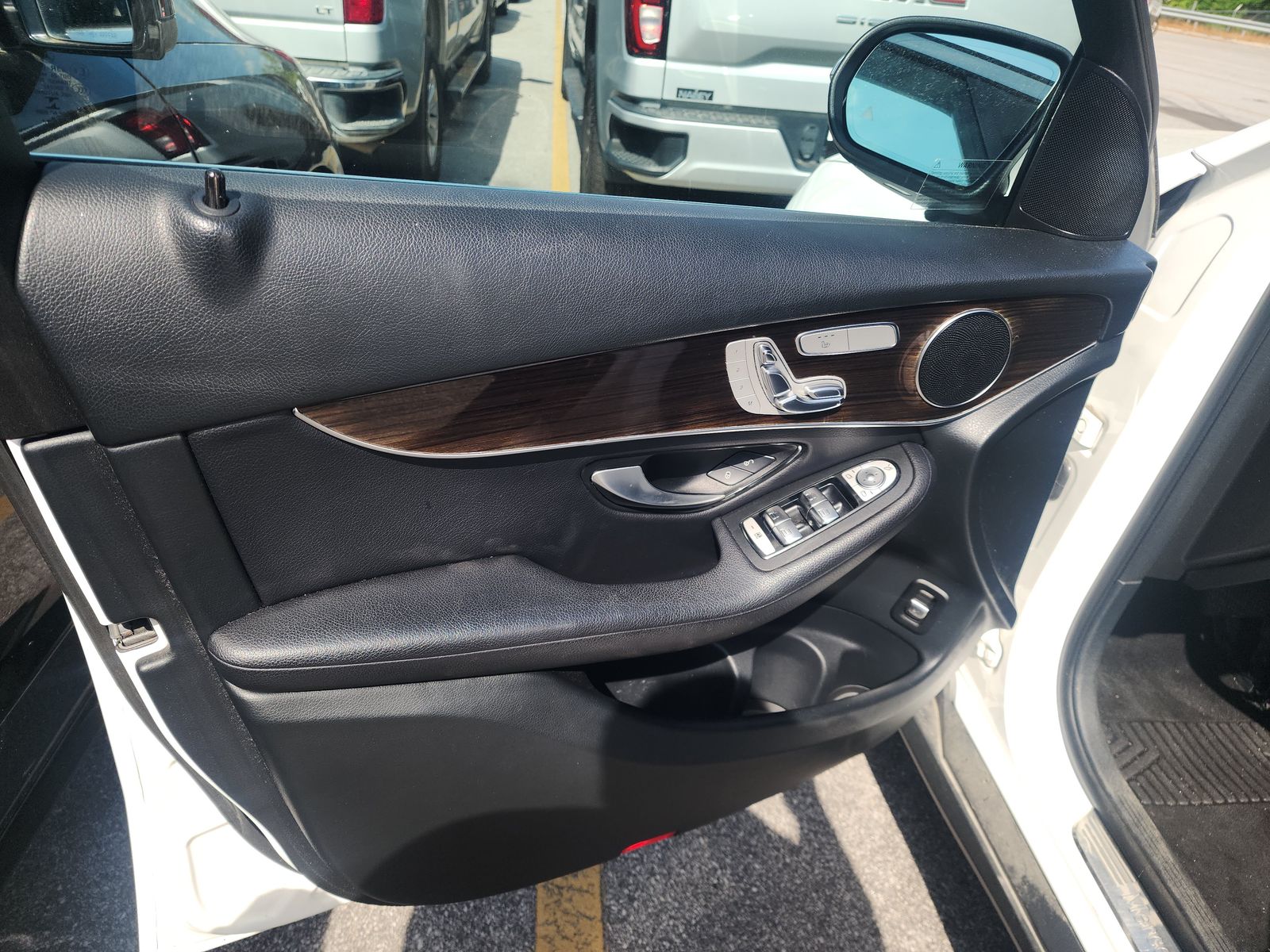 MERCEDES-BENZ GLC-CLASS - 10