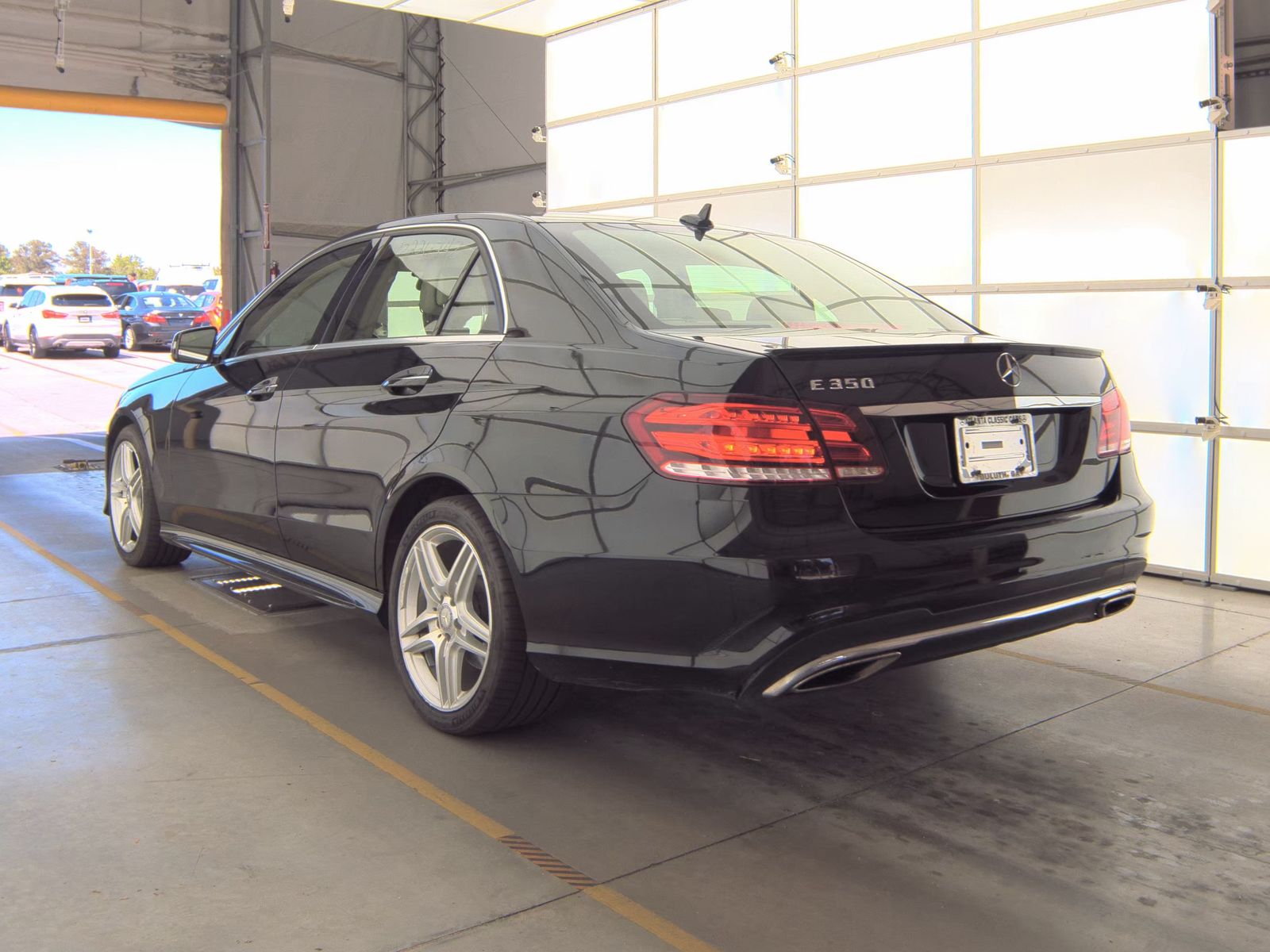 MERCEDES-BENZ E-CLASS - 7