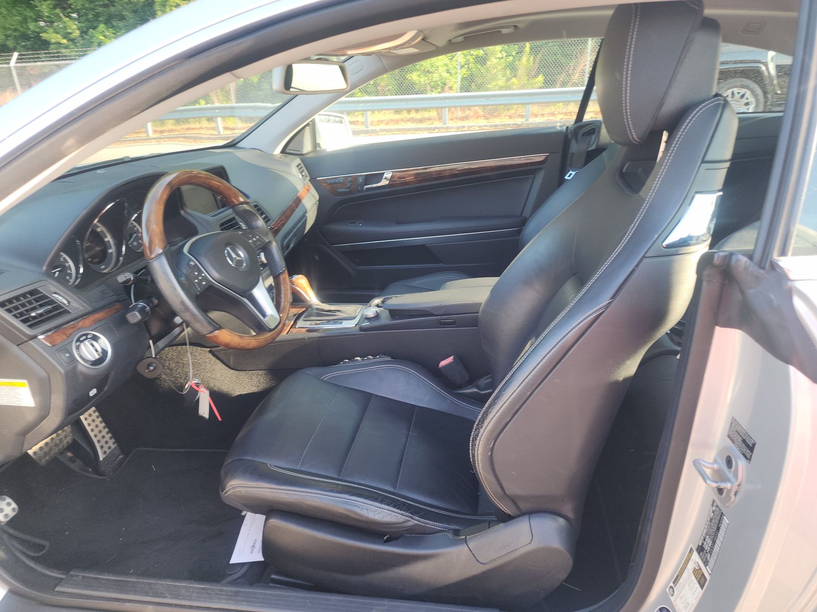 MERCEDES-BENZ E-CLASS - 8