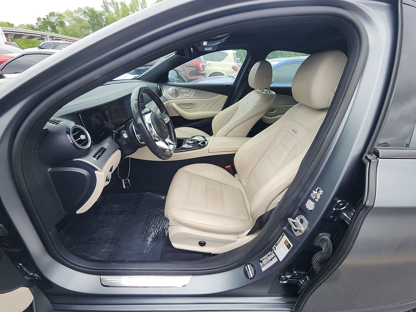 MERCEDES-BENZ E-CLASS AMG - 8