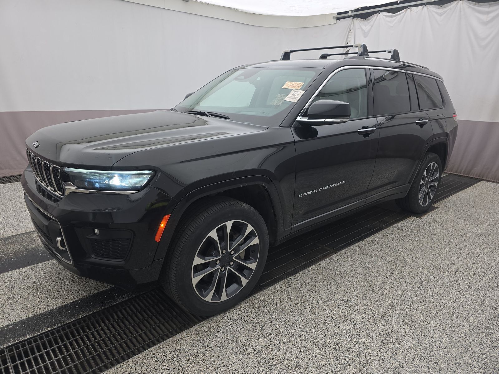 JEEP GRAND CHEROKEE - 1