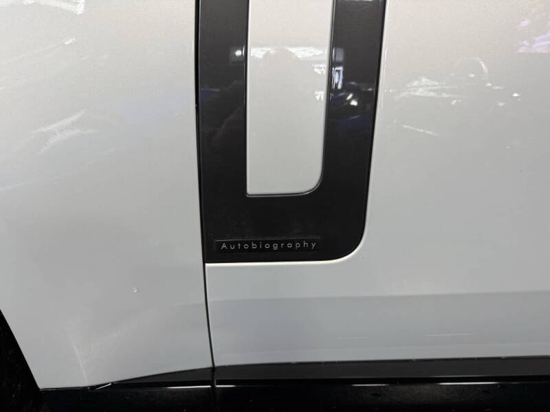 2024 Land Rover Range Rover Autobiography LWB AWD