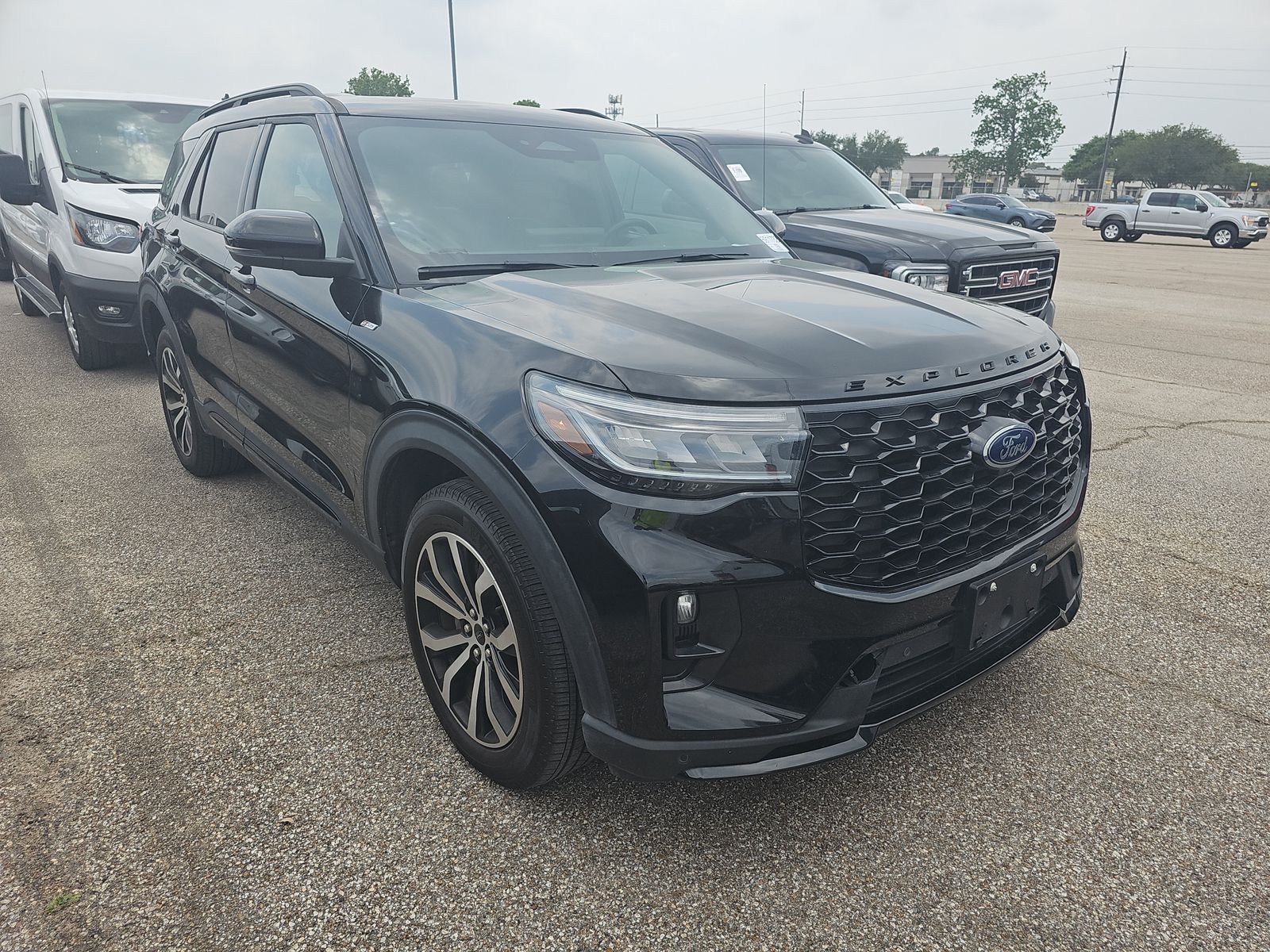 FORD EXPLORER - 4