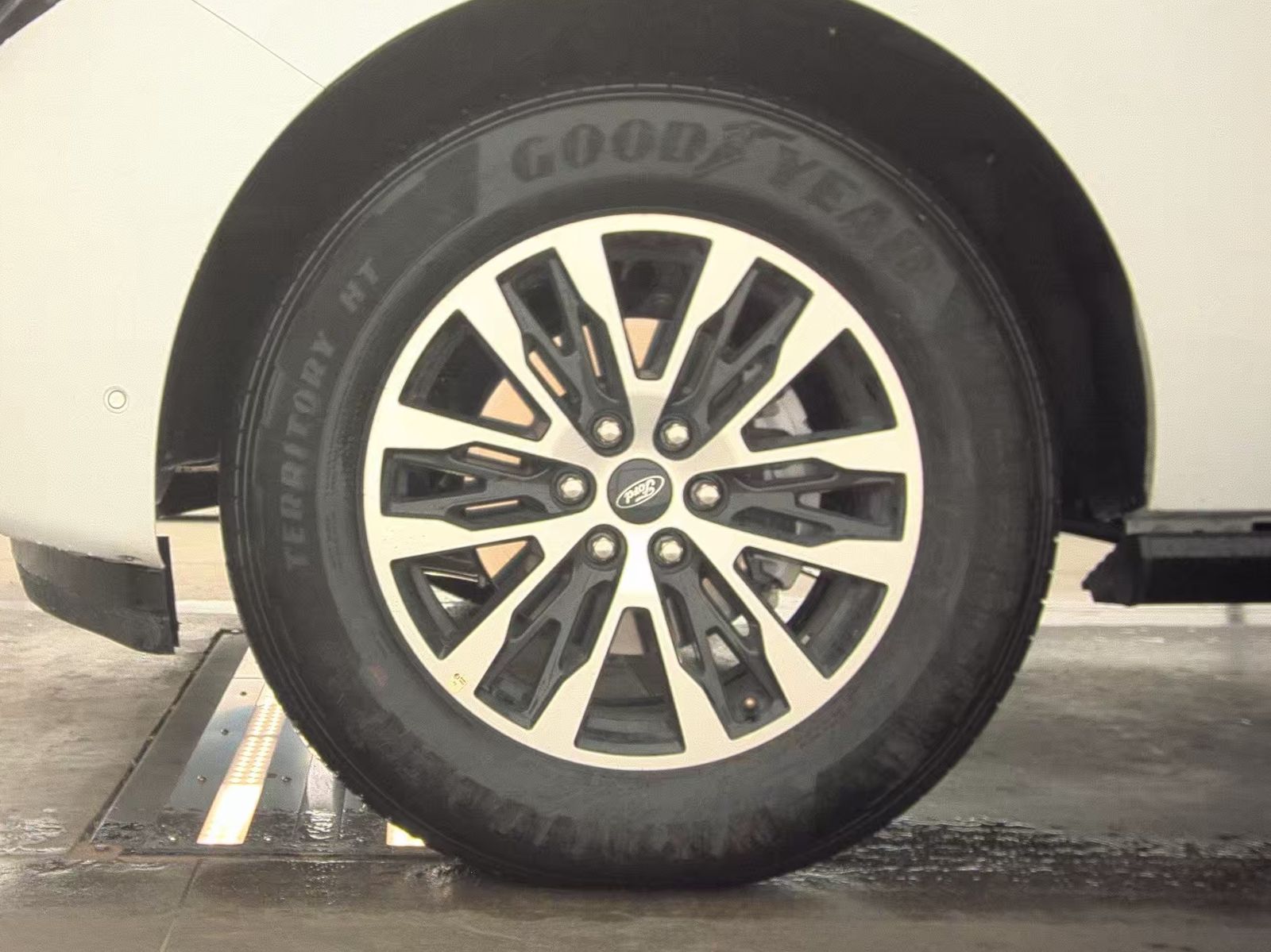 FORD EXPEDITION MAX - 10