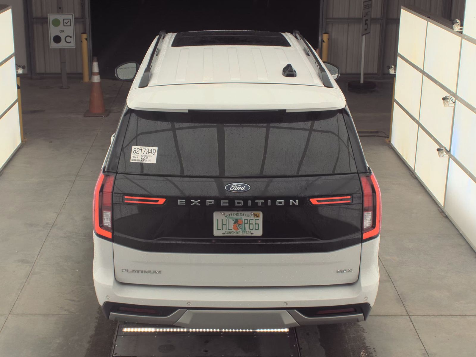 FORD EXPEDITION MAX - 7