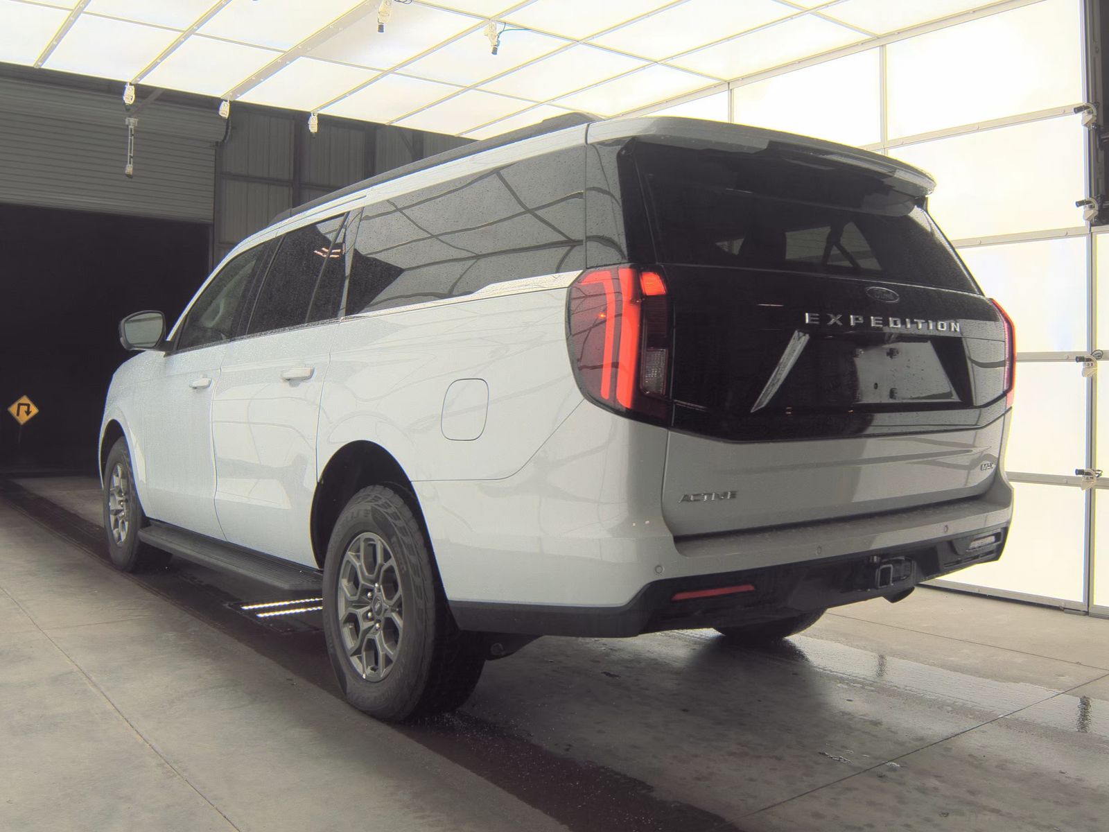 FORD EXPEDITION MAX - 9