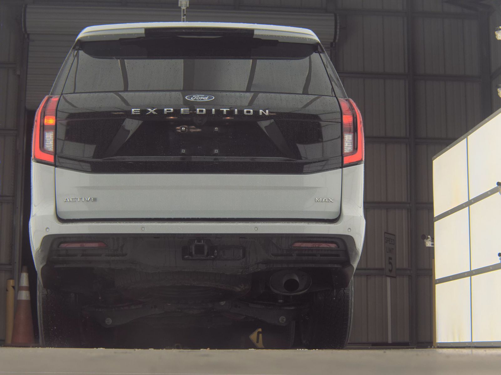 FORD EXPEDITION MAX - 8