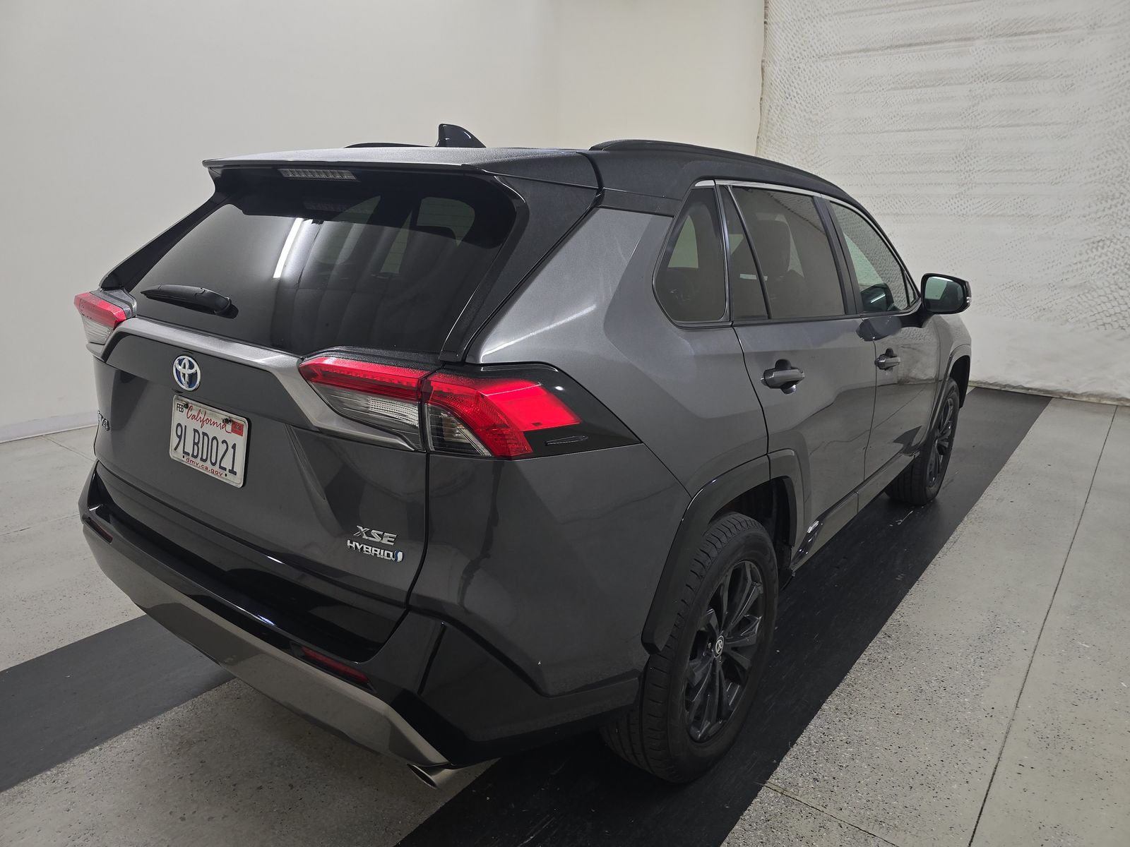 TOYOTA PRIUS - 5