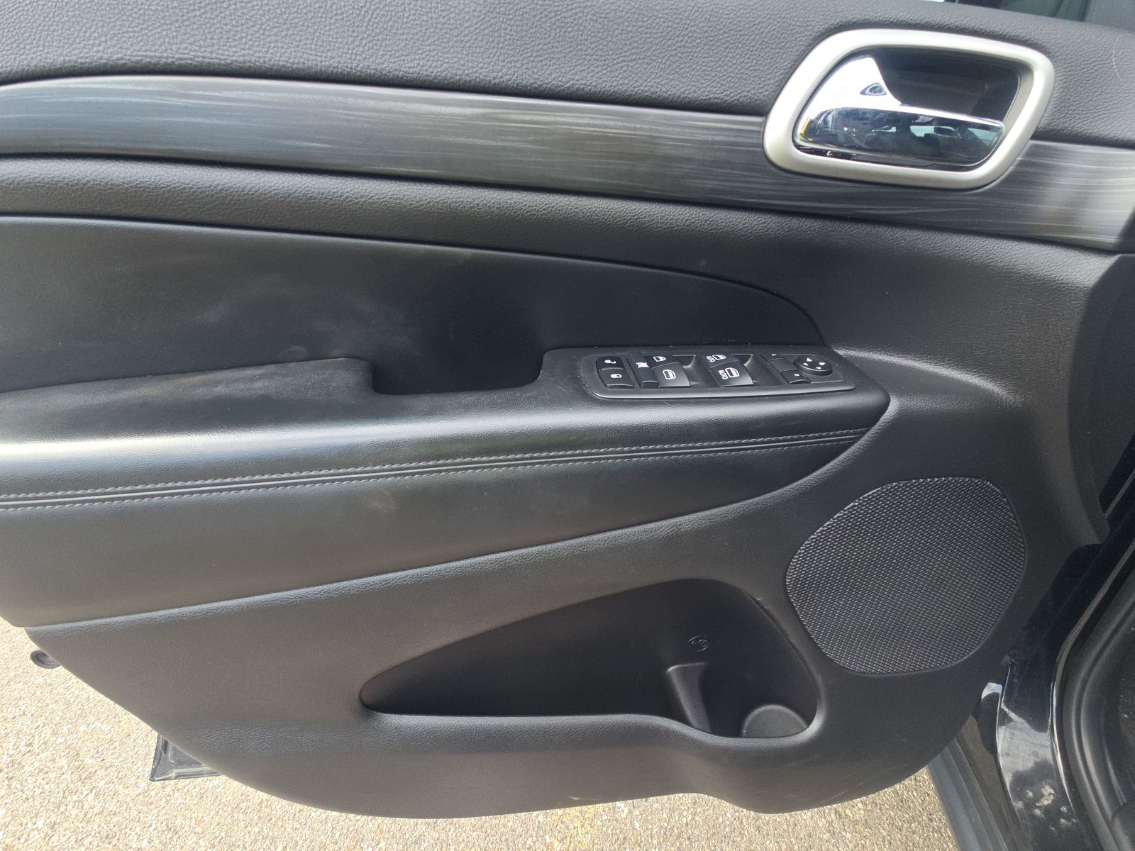 JEEP GRAND CHEROKEE - 10