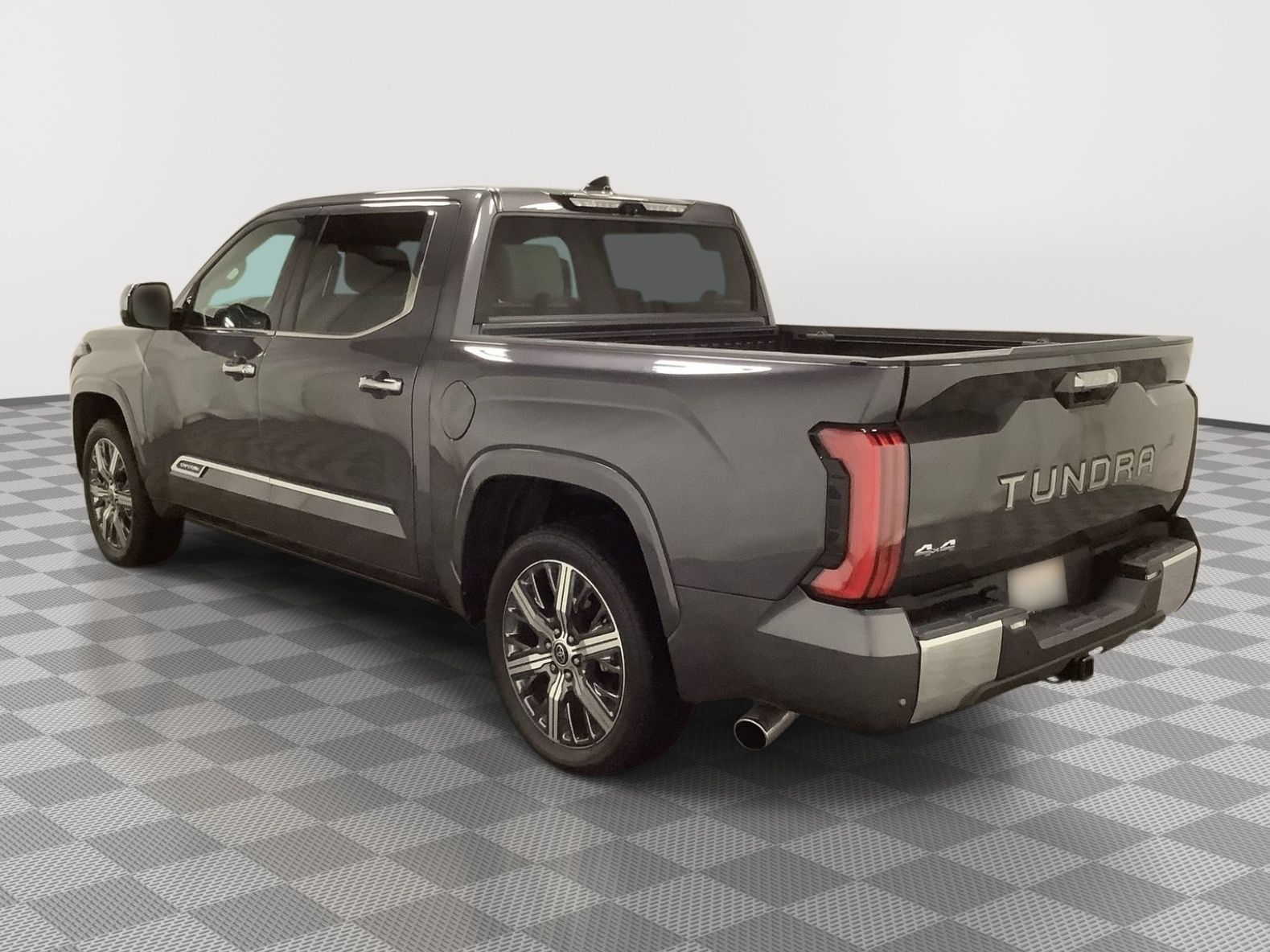 TOYOTA TUNDRA - 3