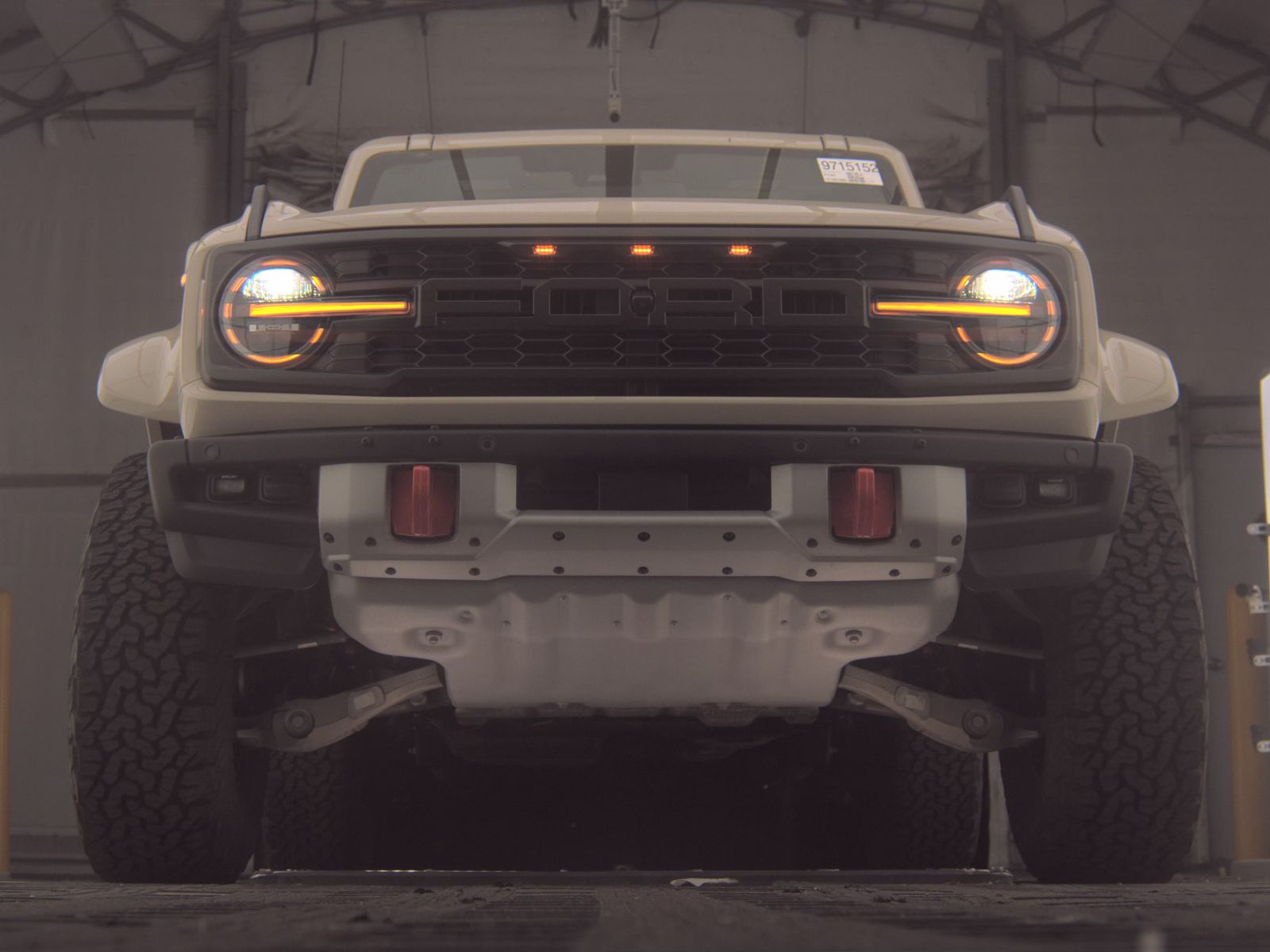 FORD BRONCO - 4