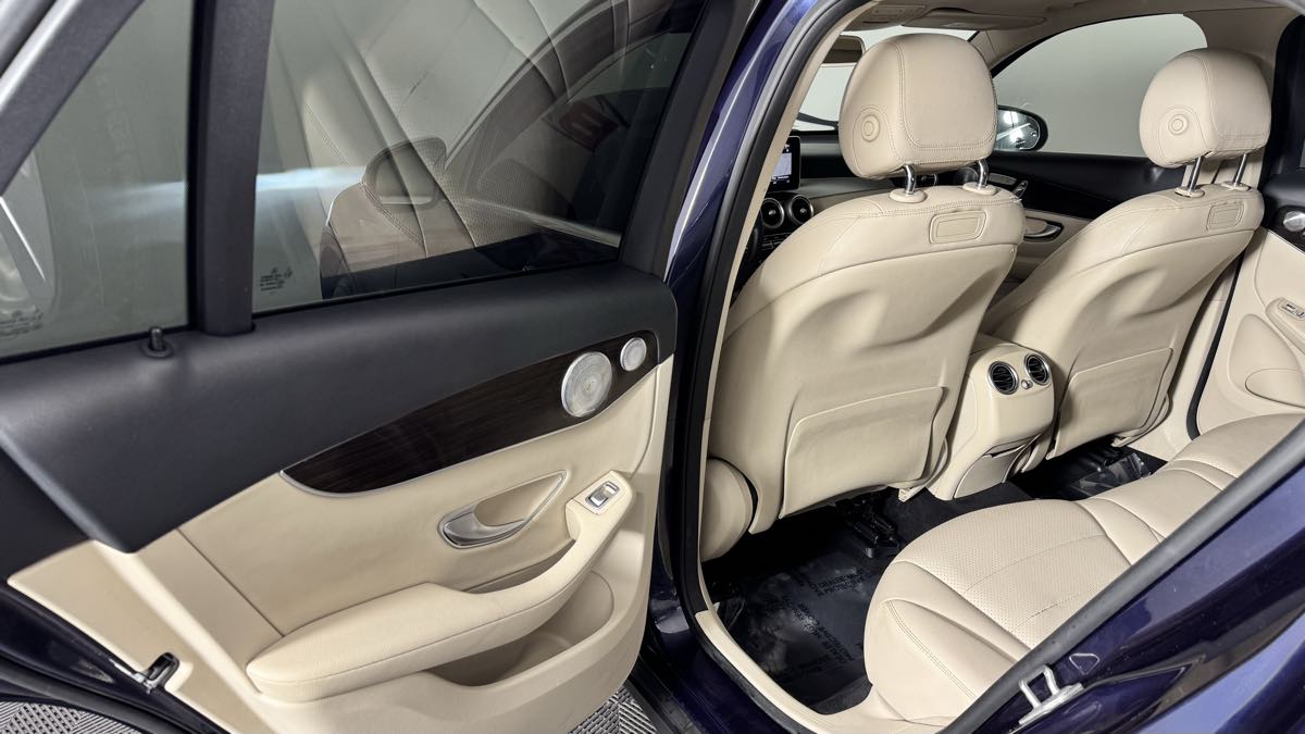2018 Mercedes-Benz GLC GLC 300 AWD