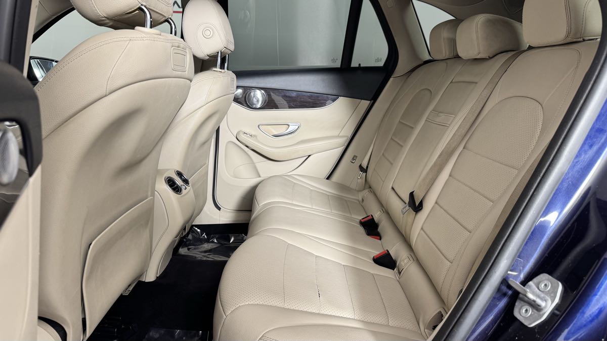 2018 Mercedes-Benz GLC GLC 300 AWD