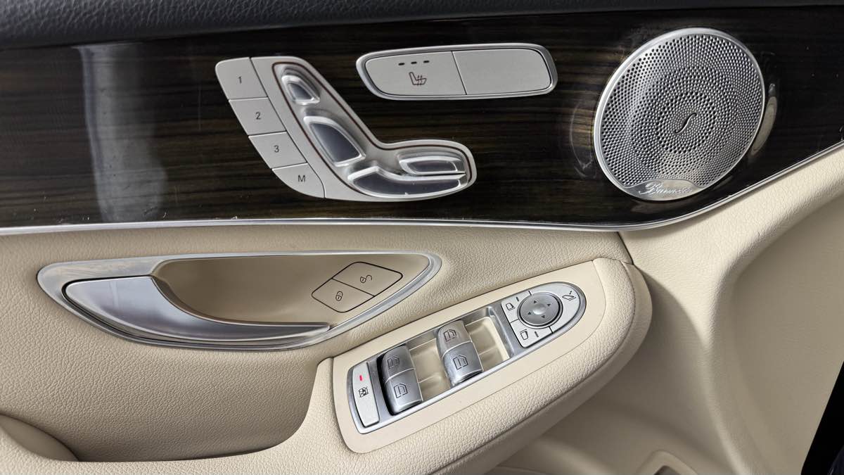2018 Mercedes-Benz GLC GLC 300 AWD