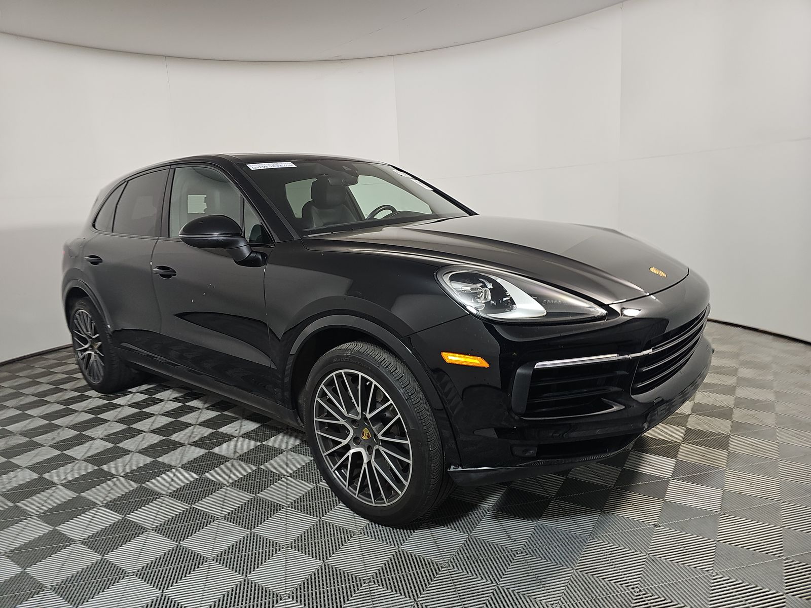 PORSCHE CAYENNE - 4