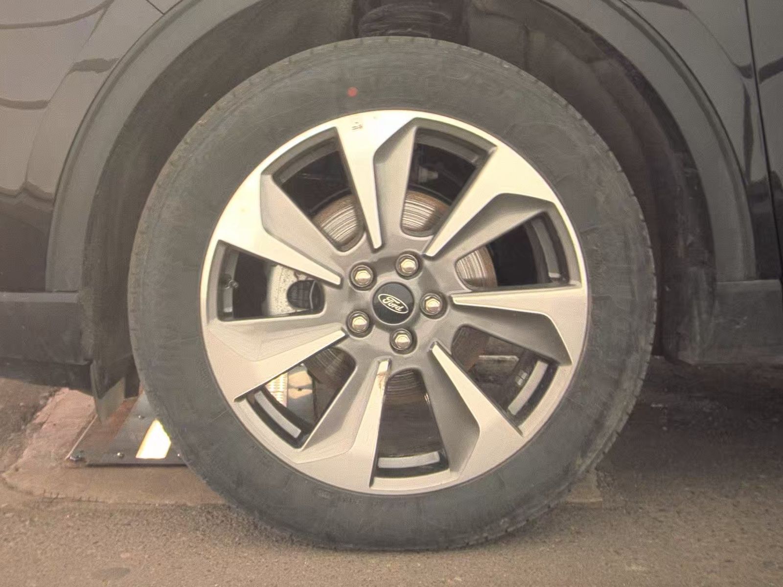 FORD ESCAPE - 10