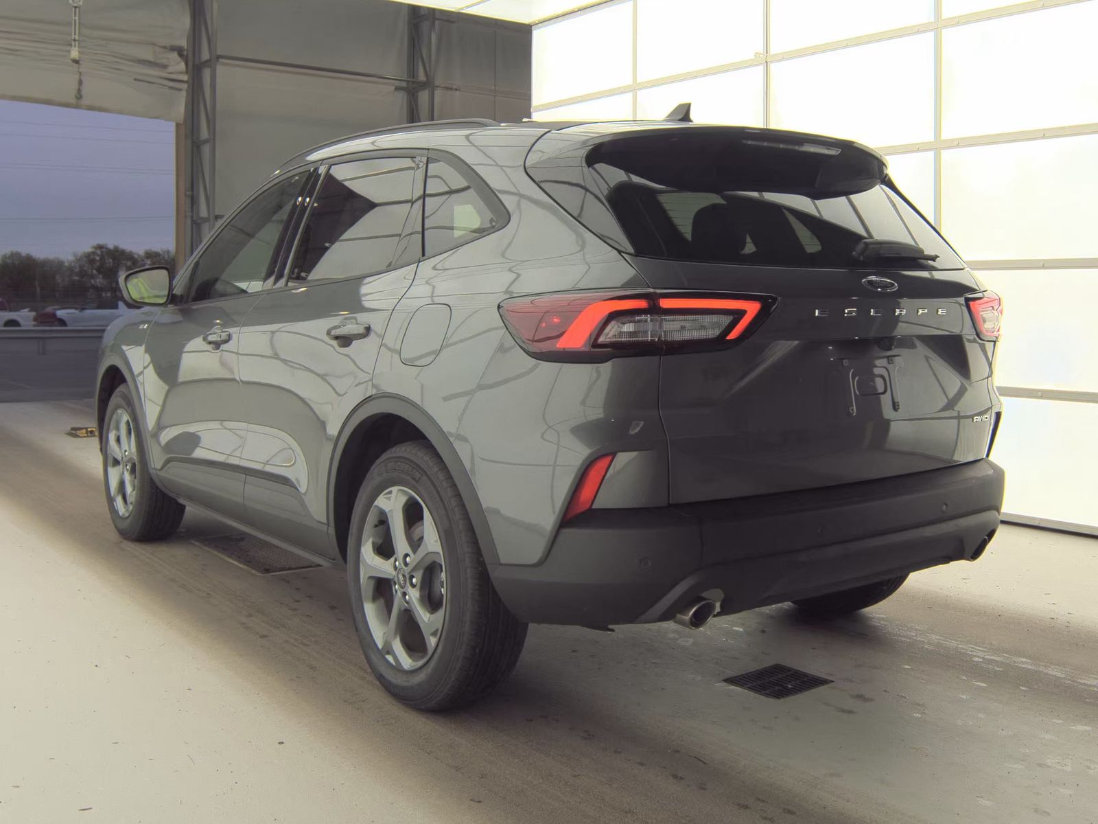 FORD ESCAPE - 9