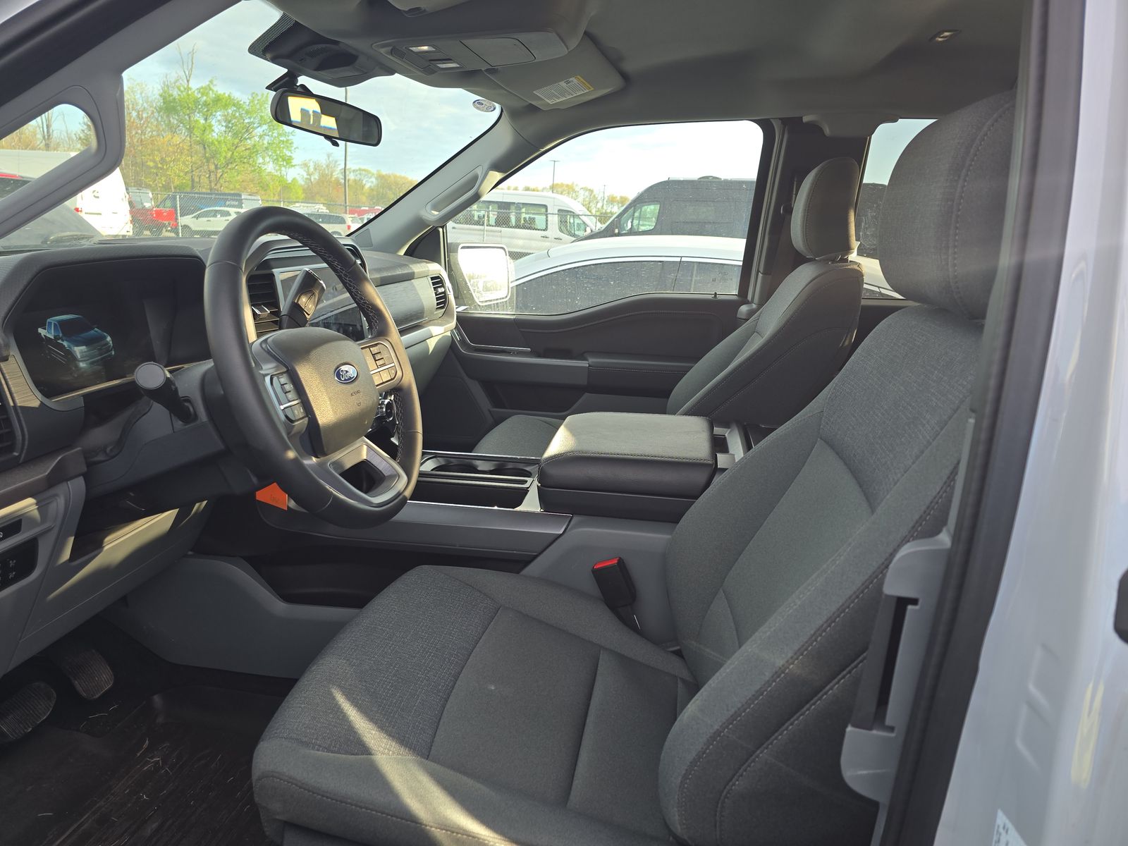 FORD F-150 - 8