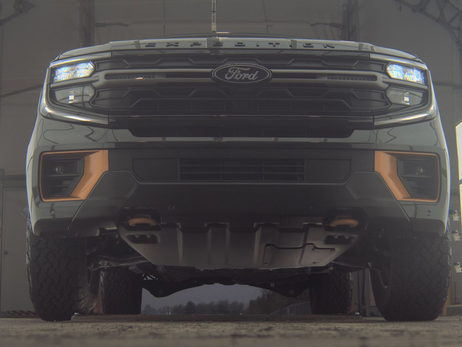FORD EXPEDITION - 4