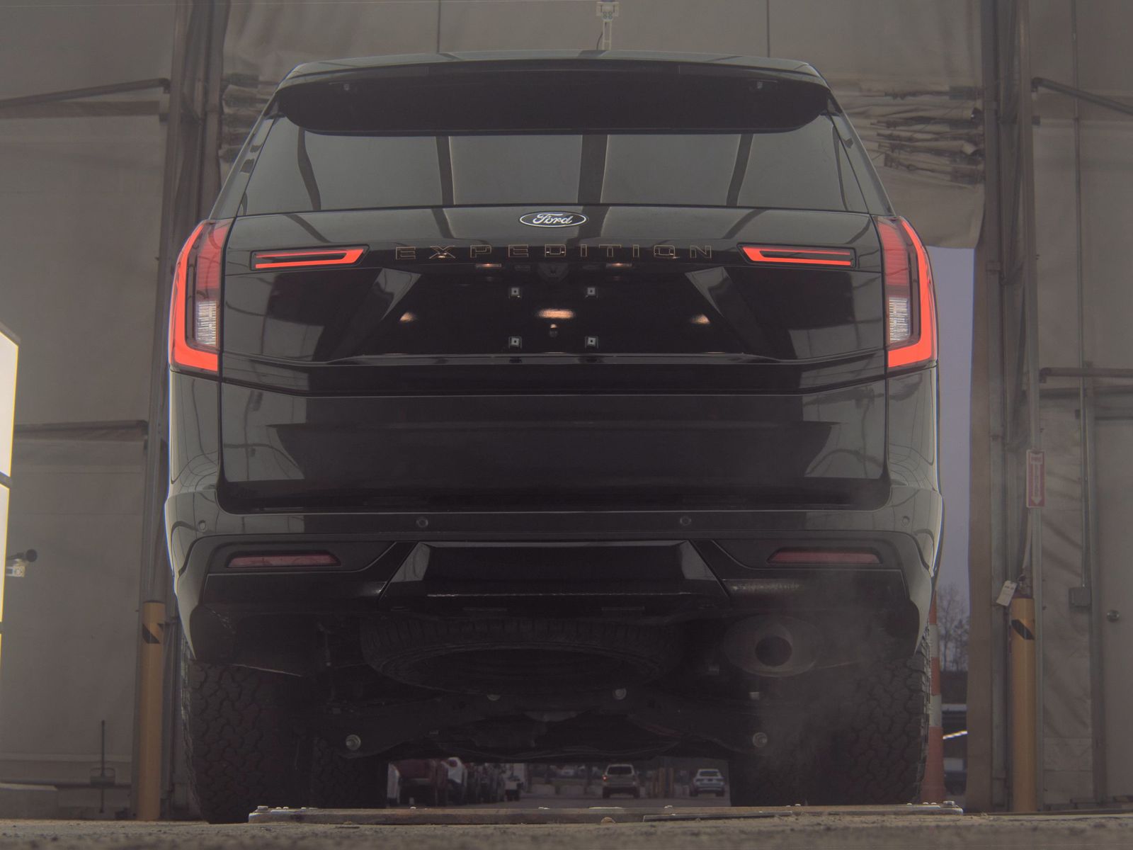 FORD EXPEDITION - 8