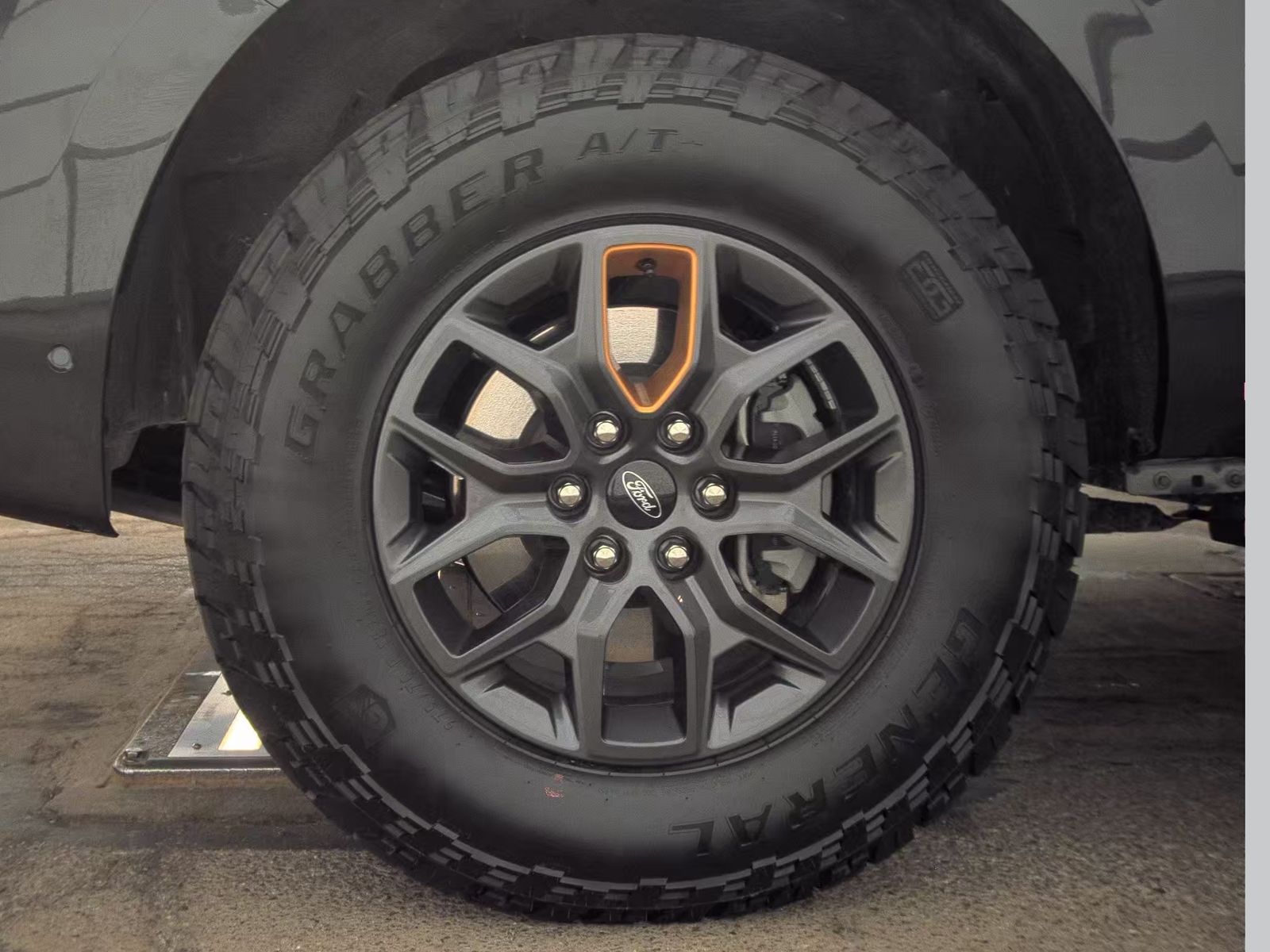 FORD EXPEDITION - 10