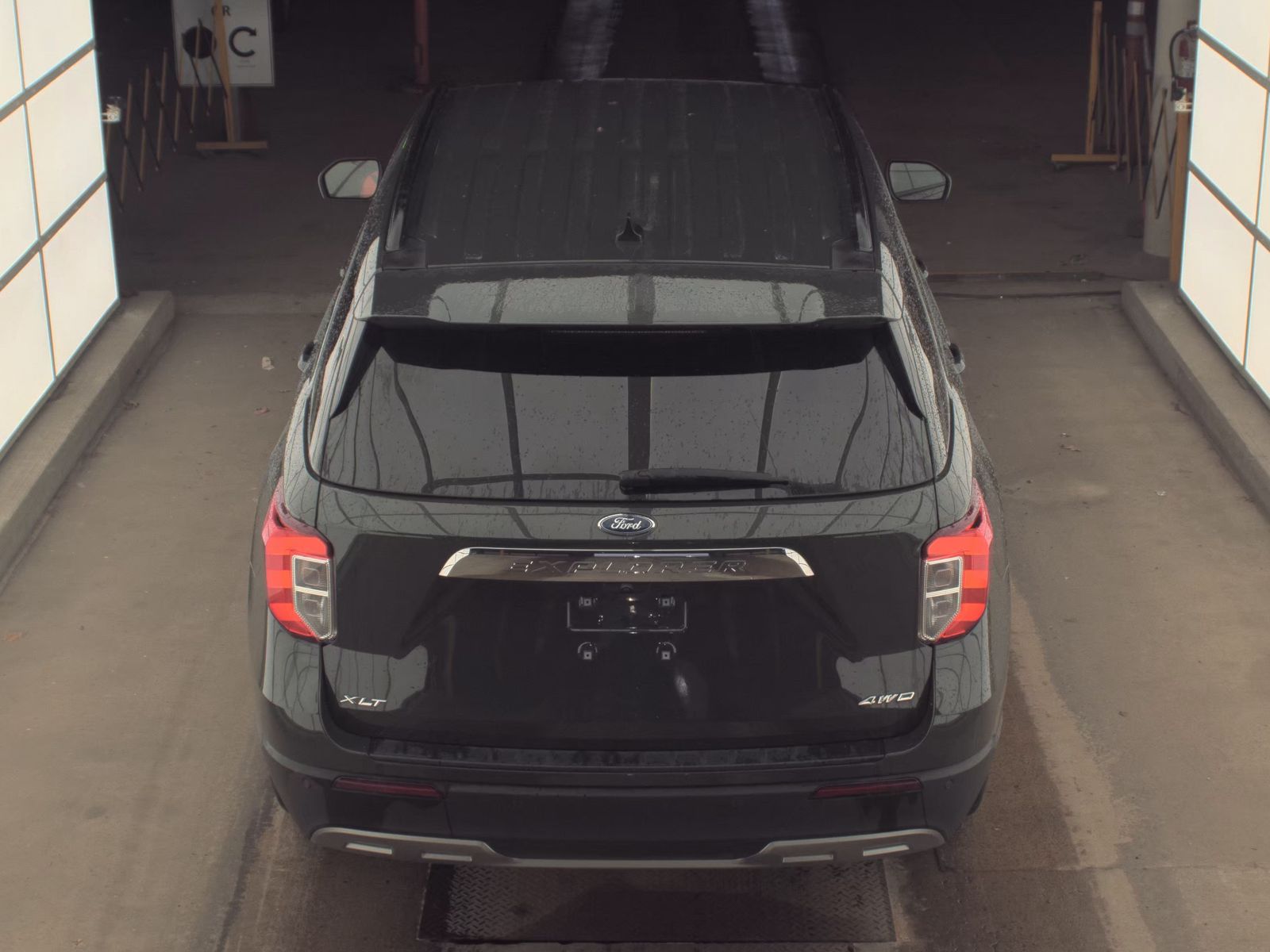 FORD EXPLORER - 7