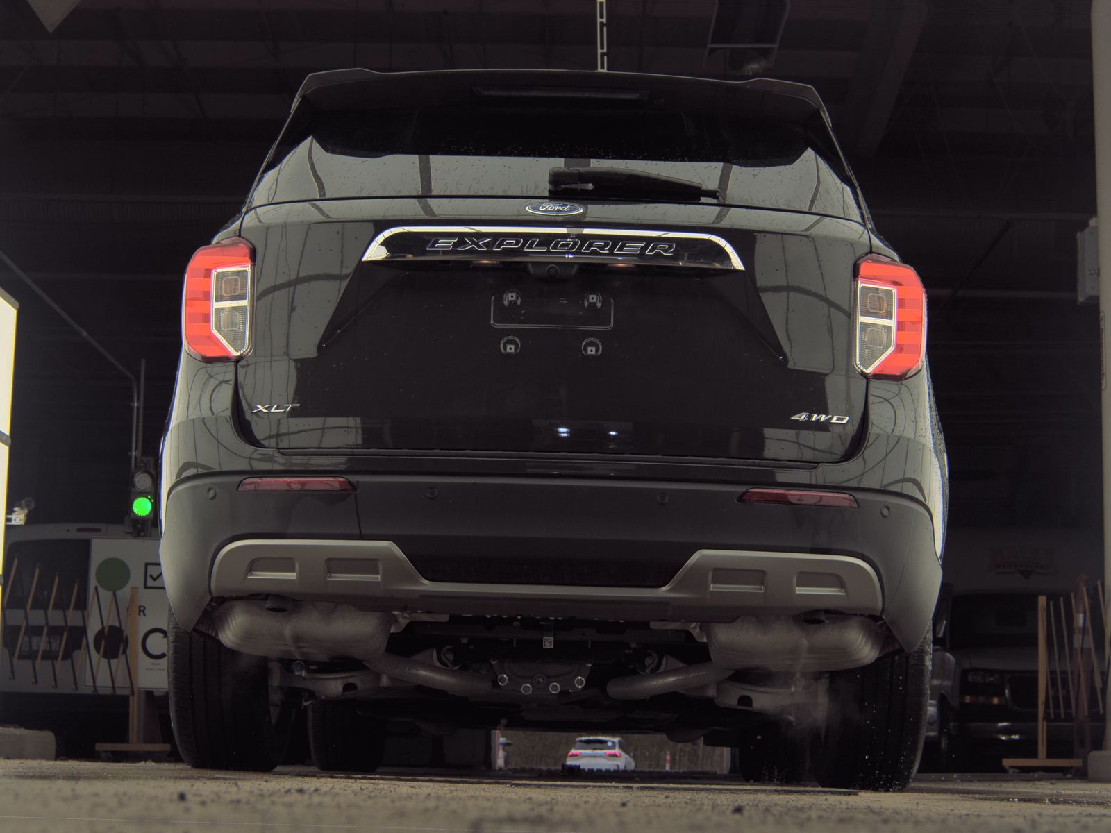 FORD EXPLORER - 8